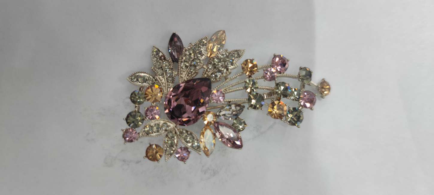 小香风胸针滴油马口铁胸章吧唧饰品衣饰配件时尚百搭