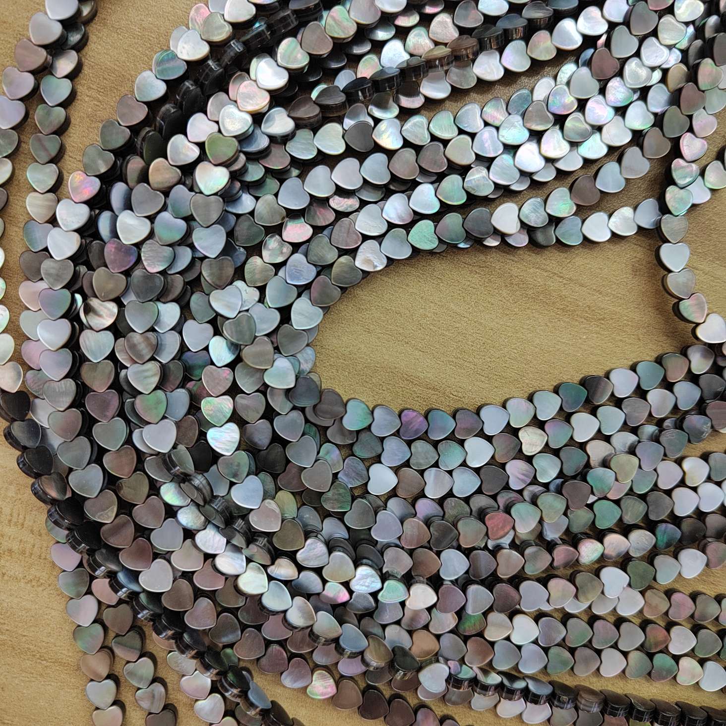 DIY jewelry accessories, decorative materials, creative handcrafted materials, jewelry accessories Application Scenario