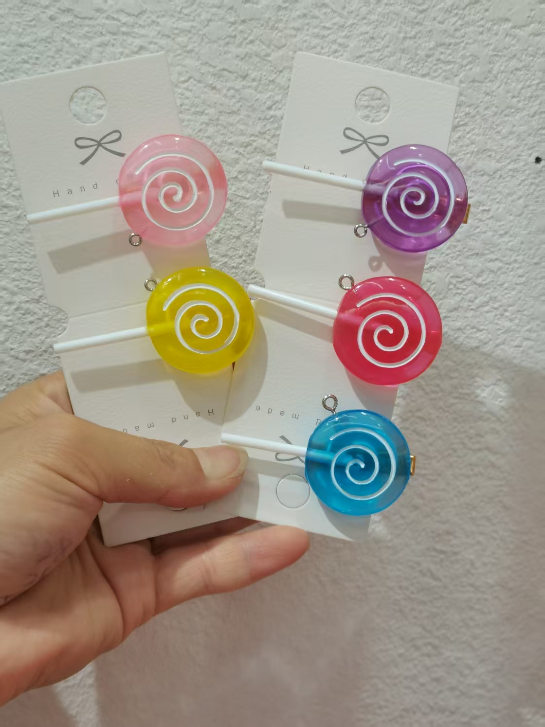 Cute strawberry fairy lollipop hair clips, ins duckbill clips, girlish little girl clips, sweet hair accessories and hairpins