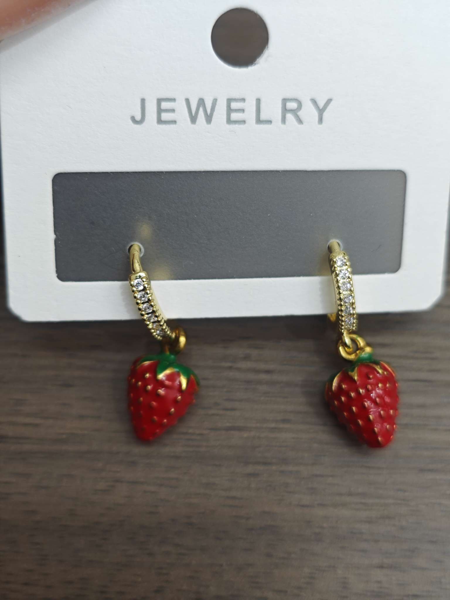 时尚草莓耳环耳饰锆石耳环简约百搭耳饰品女款潮流耳环饰品配饰饰品