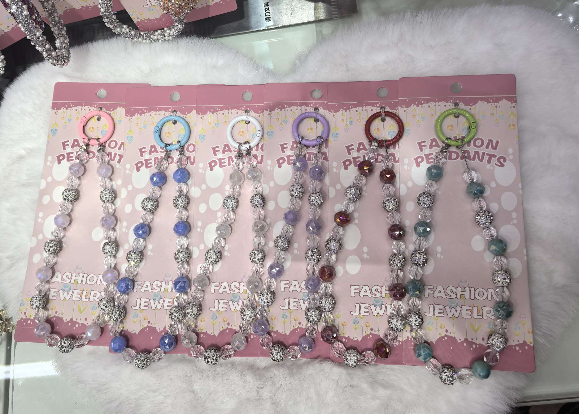 萌粒水晶手机链女短款时尚挂饰包挂手机链子饰品潮流百搭水晶手机链