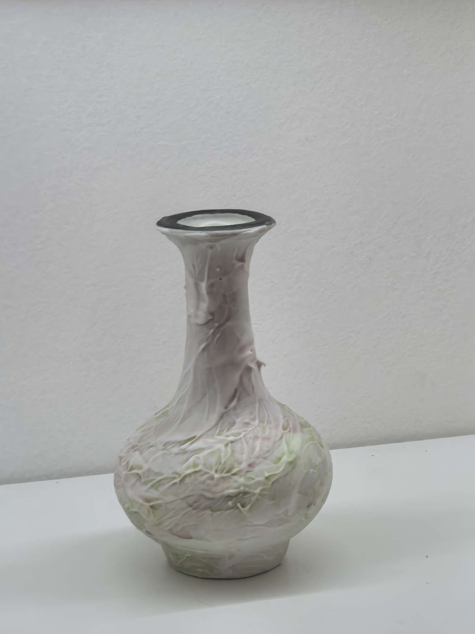 Mi Ni small vase, ice cream glazed ceramic vase detail image 5