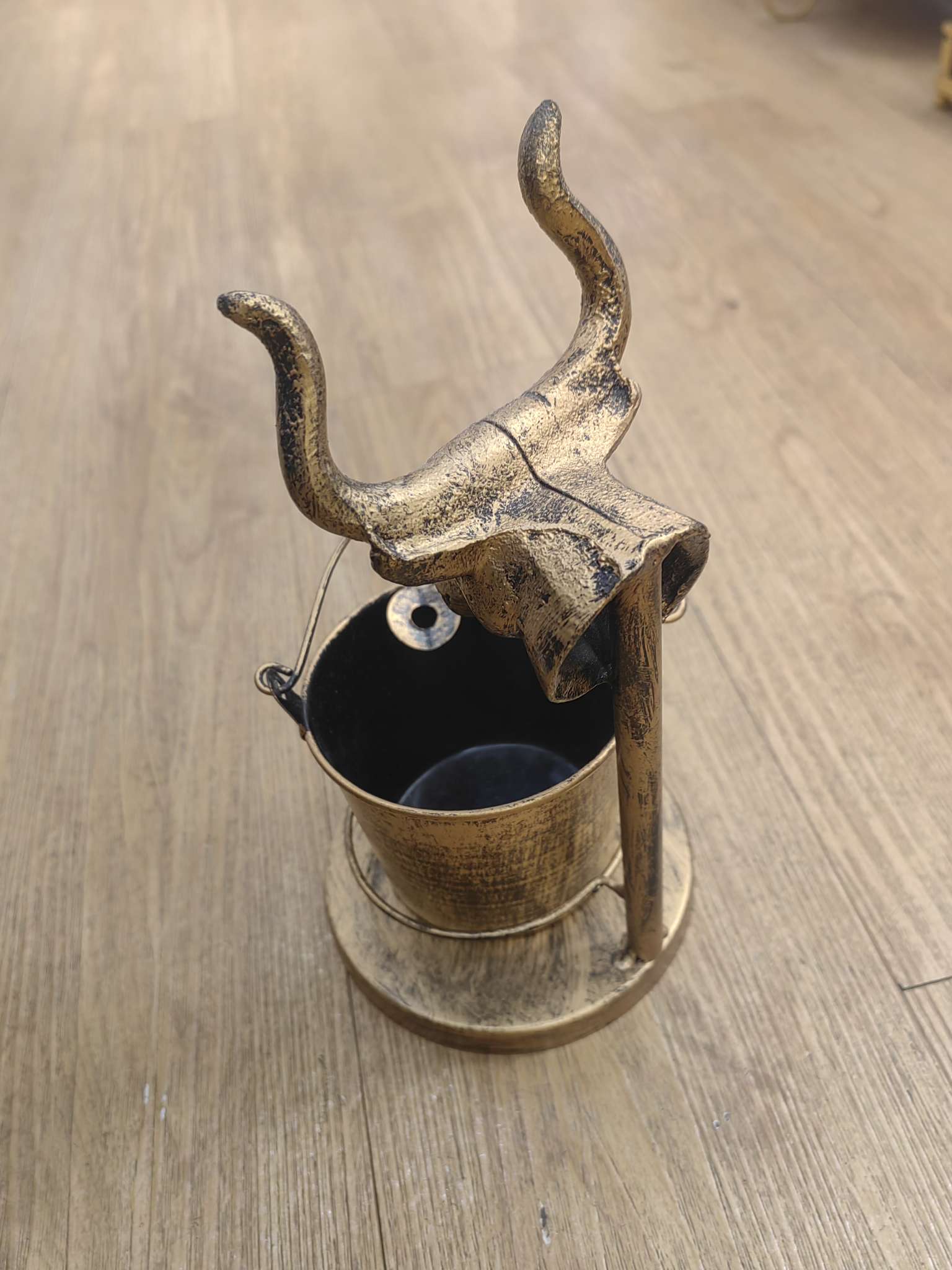 山鬼钱纯铜聚金属工艺品礼品牛头烟灰缸收藏摆件