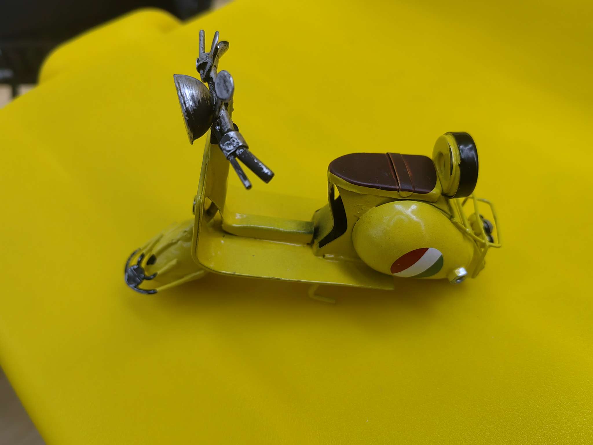 金属工艺品实物图