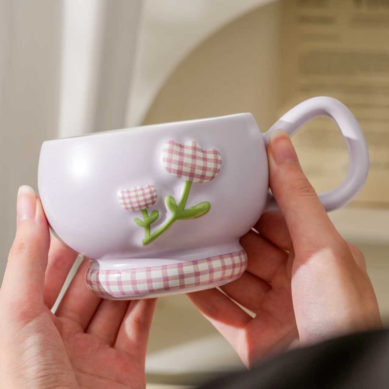 This new style of personalized, trendy, fresh and good-looking ceramic mug for couples to take photos at home is a great choice as a souvenir for relatives and friends or as a gift for best friends Specification image