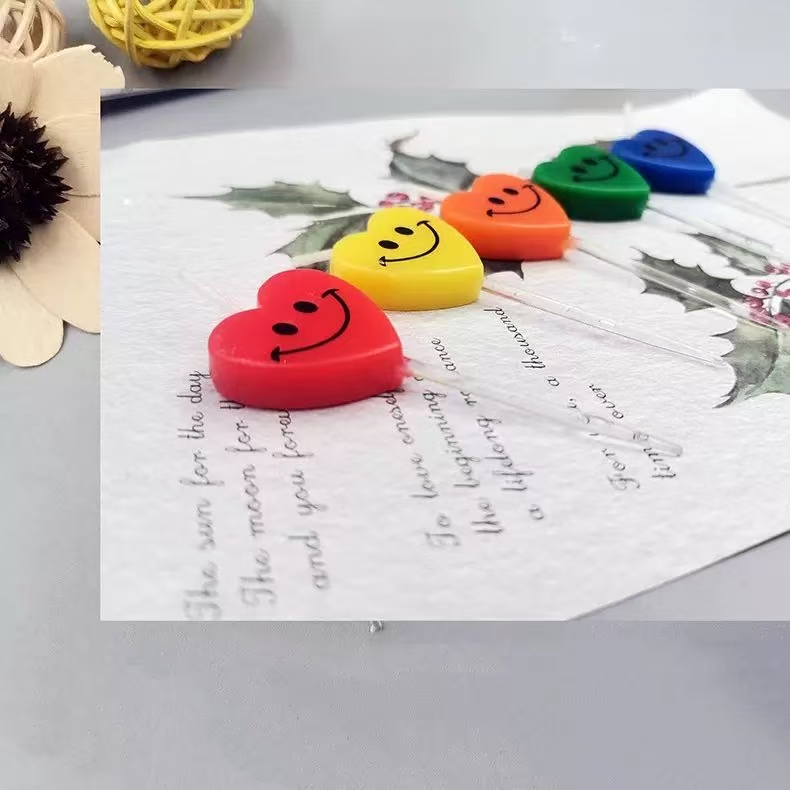 5个装爱心笑脸蜡烛、派对用品，生日快乐蜡烛。派对蜡烛生日蜡烛蜡烛细节图