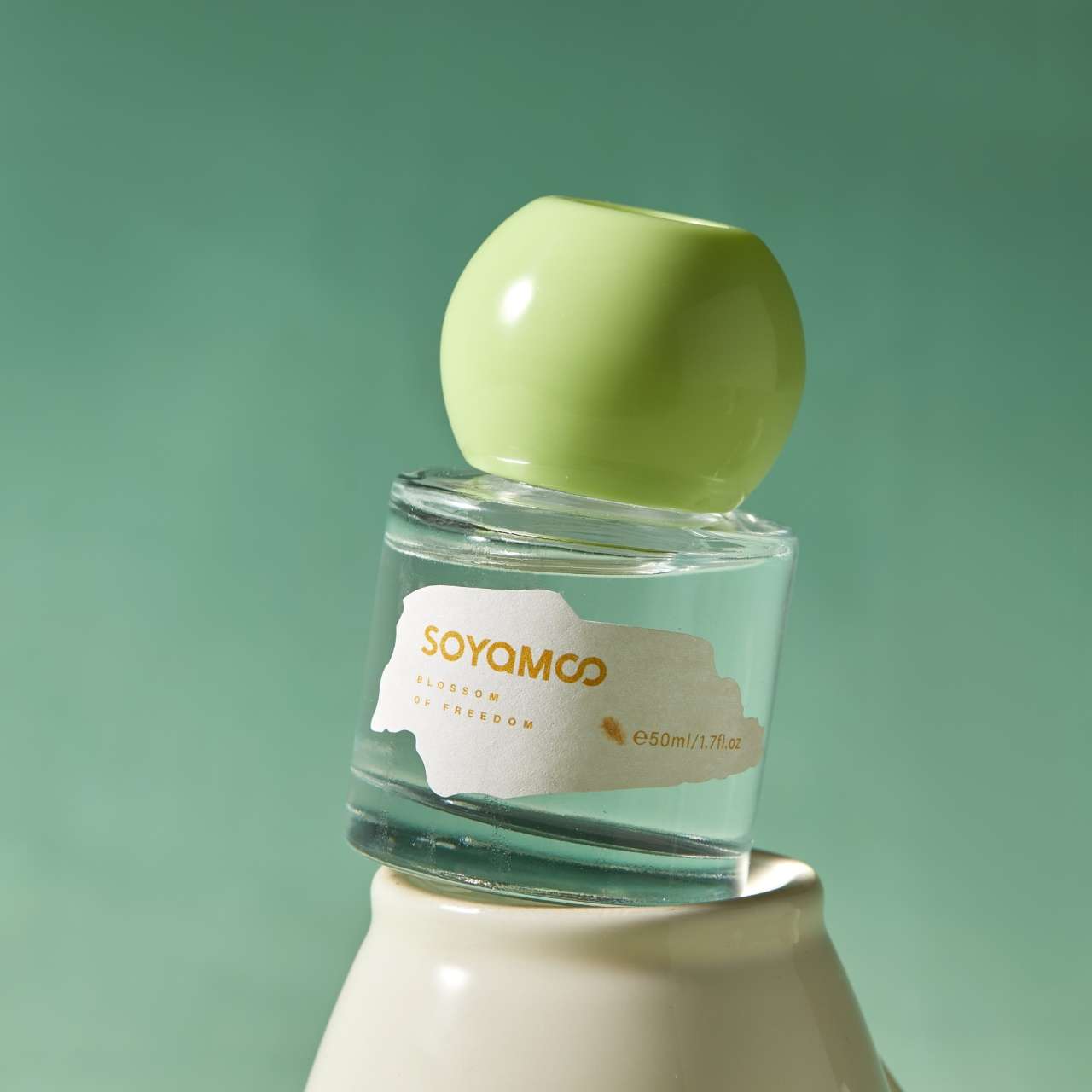 SOYAMOO索苜&西苔色彩小圆瓶车载香薰50ml车用香氛摆件饰品香薰香薰摆件车载香薰详情图3