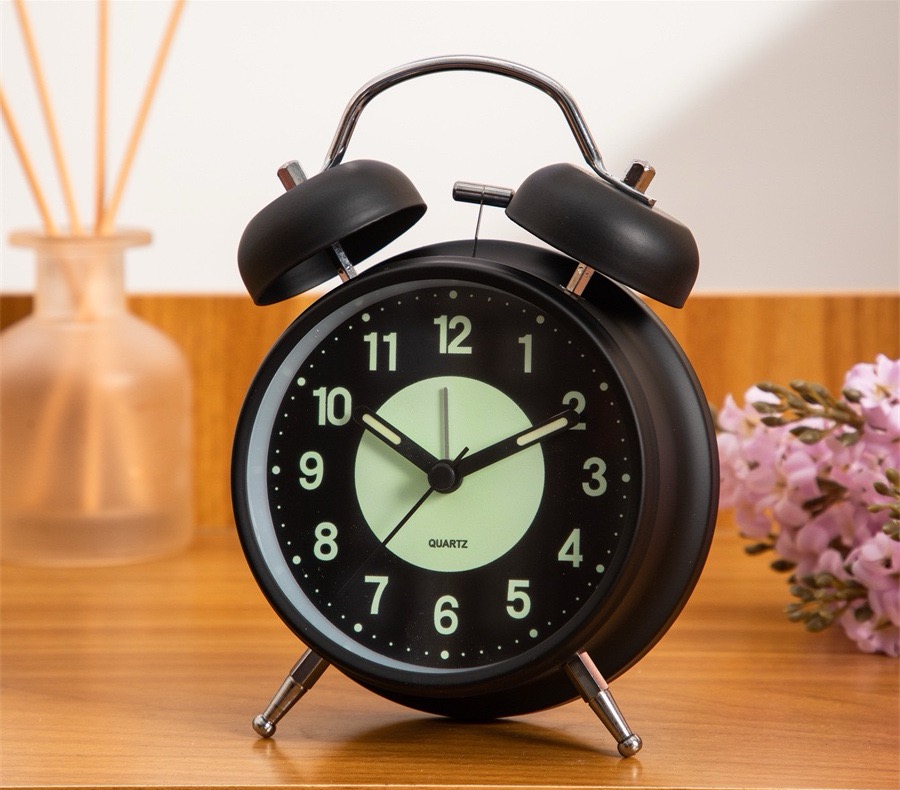Uranus clock wall clock, modern, simple, silent LCD display clock, creative home decoration for living room and bedroom, bestseller on cross-border e-commerce Amazon detail image 7