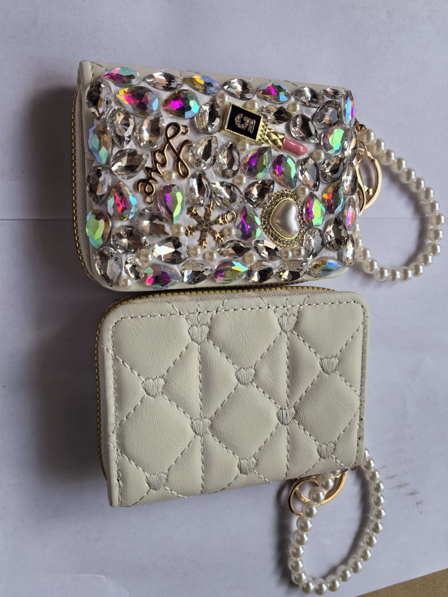 鑫诚饰品一5149，时尚优美镶钻水晶卡包