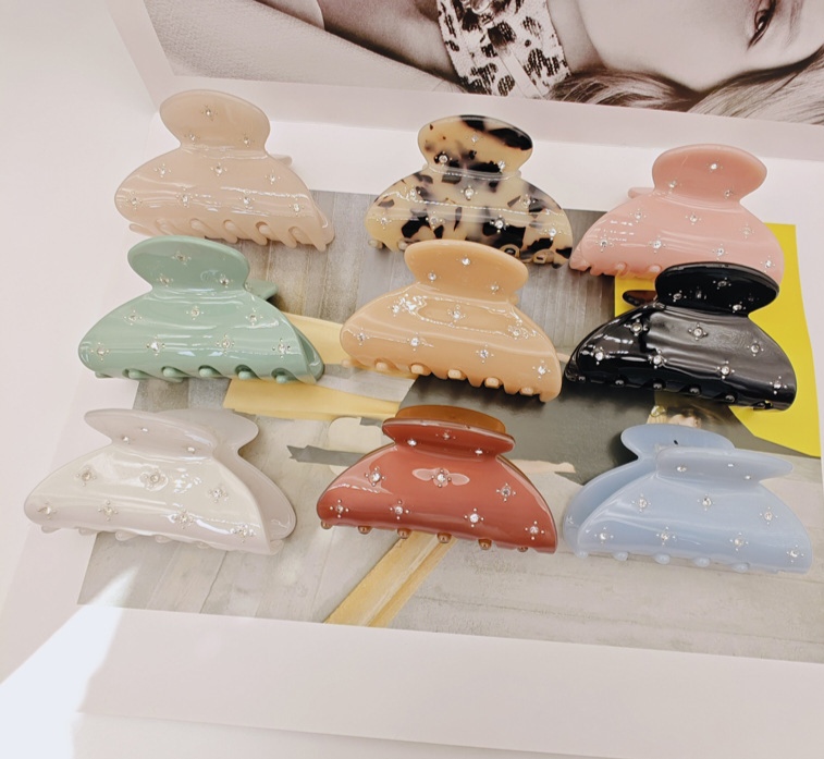 Classic diamond acrylic hair clips, high-end and exquisite sheet grabbers, trendy and fashionable new grabbers detail image 2