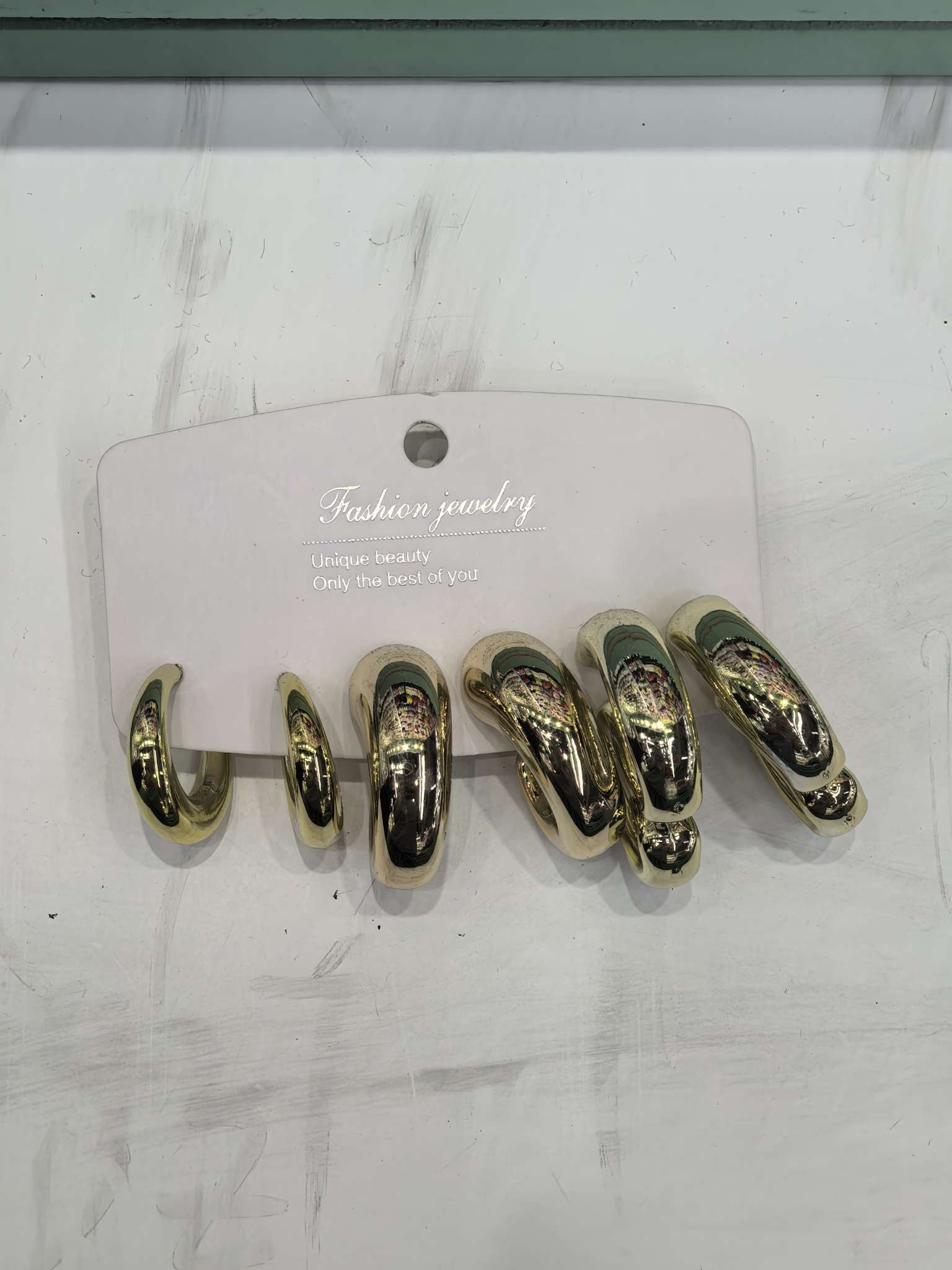 时尚耳环耳饰CCB新款耳环女气质百搭简约耳饰品耳环配饰两个颜色