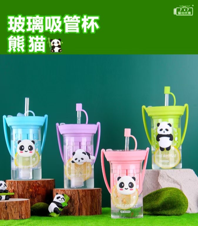 The new Panda high-temperature resistant glass flower tea, juice and coffee cup is a versatile cup with a high aesthetic level. It integrates a handle and a filter, making it both good-looking and convenient to carry at home Item Picture