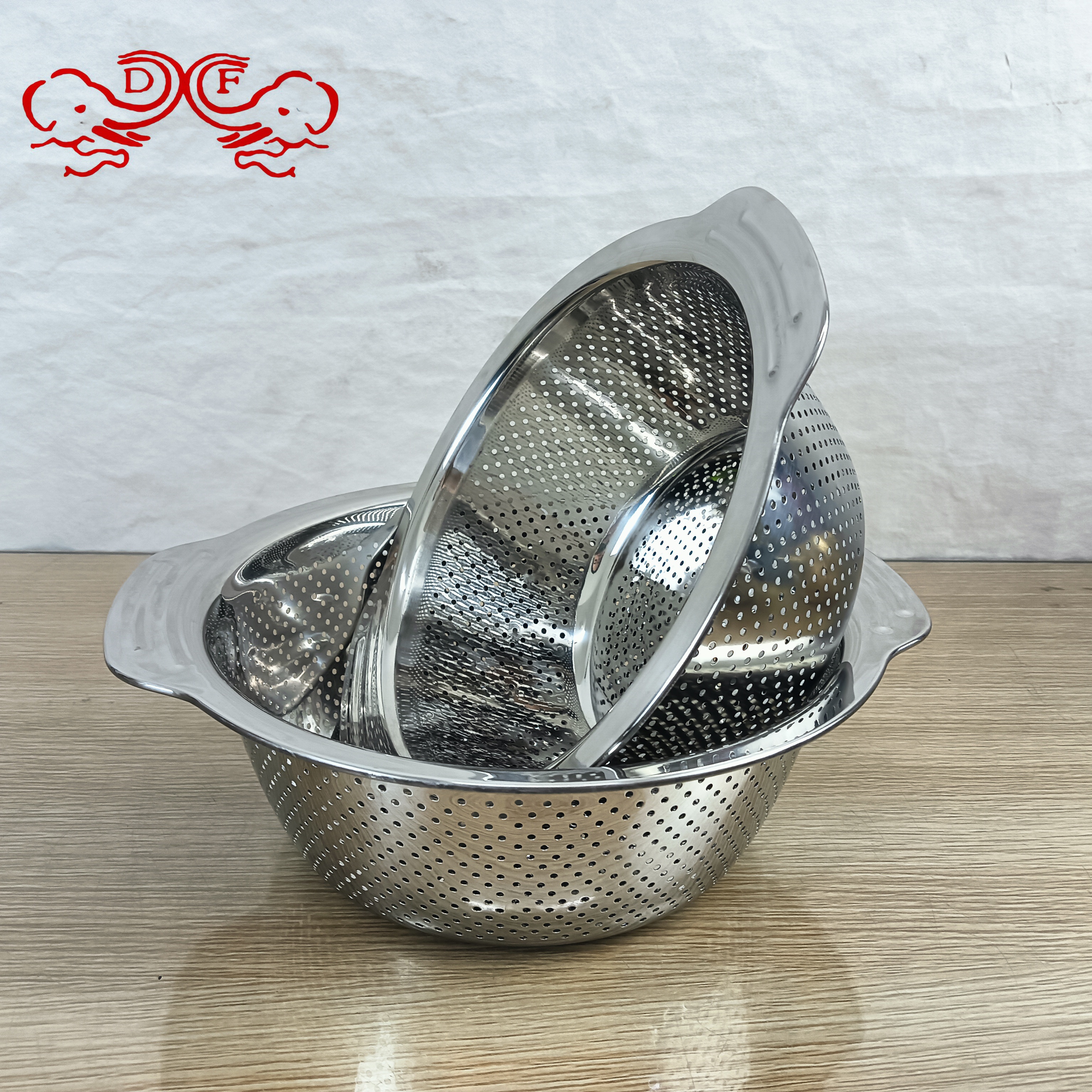 DF99483 304 stainless steel draining basket and basin set, thickened household kitchen rice-washing sieve with lid, leaky basin, DF TRADINGHOUSE Specification image