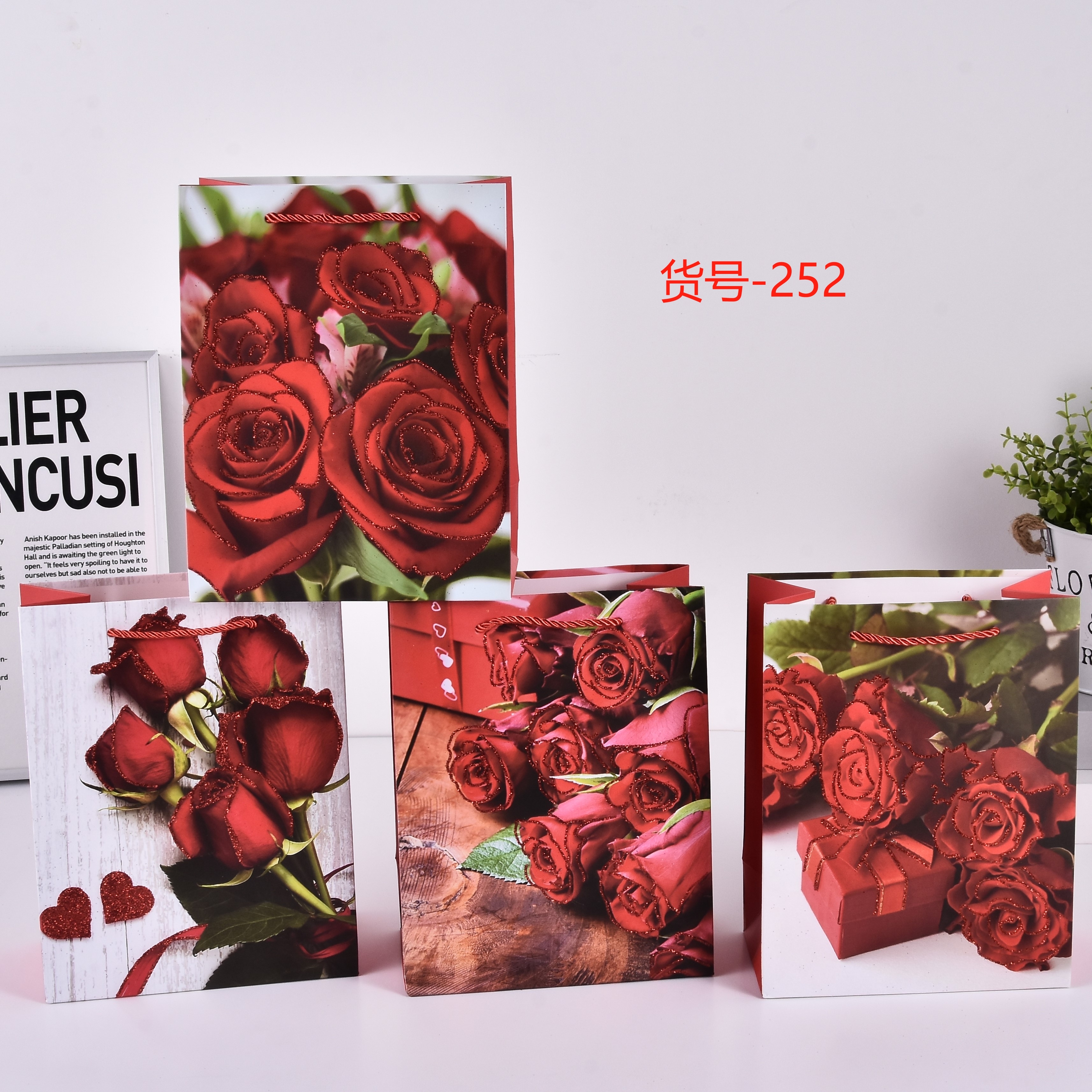 玫瑰花瓣烫金/