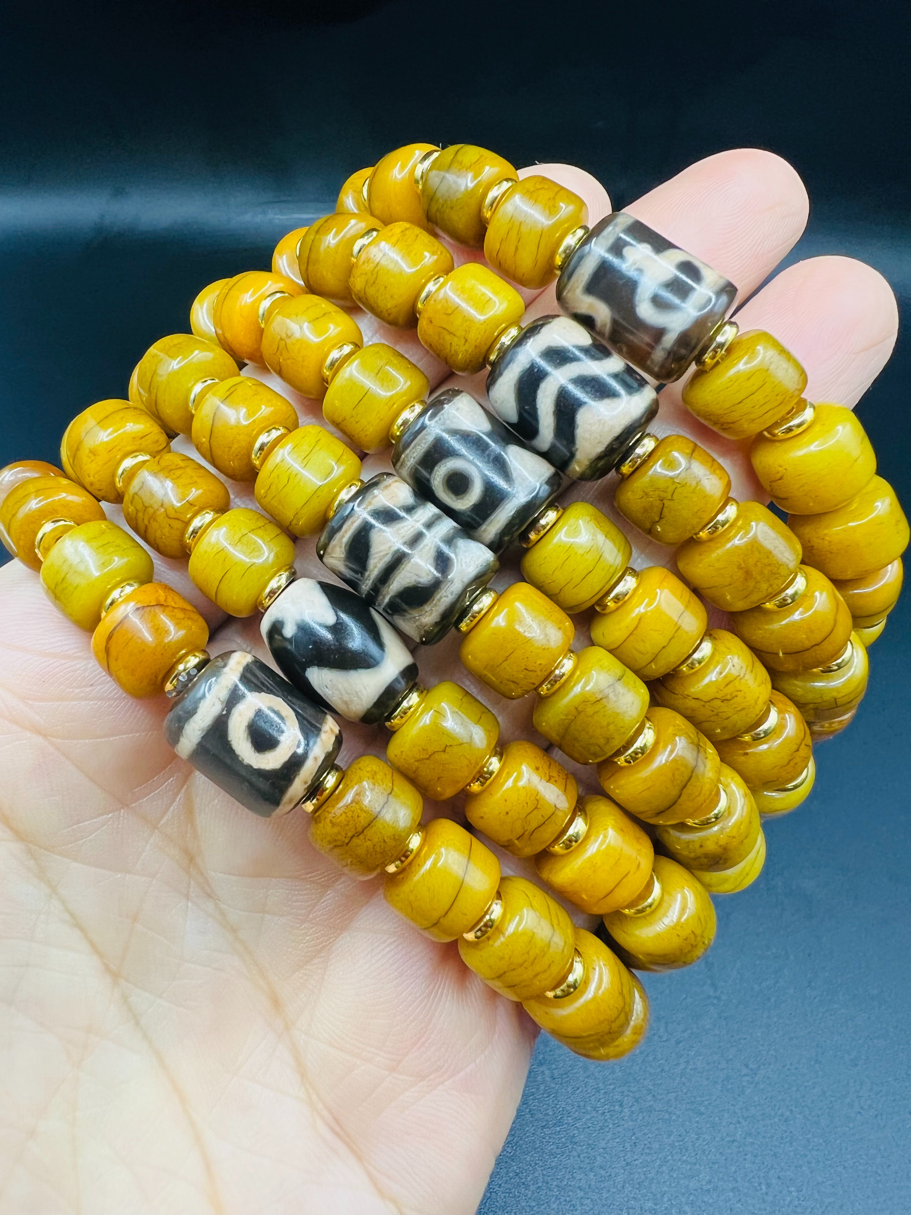 Wholesale of yak bone agate beads for playing with bracelets from a manufacturer Application Scenario