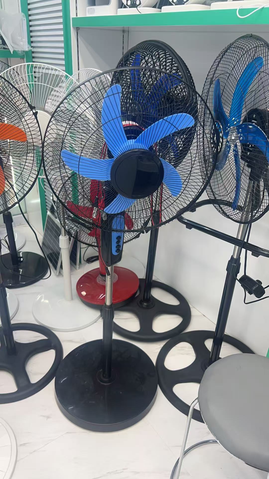 太阳能板电风扇户外可用厂家直销