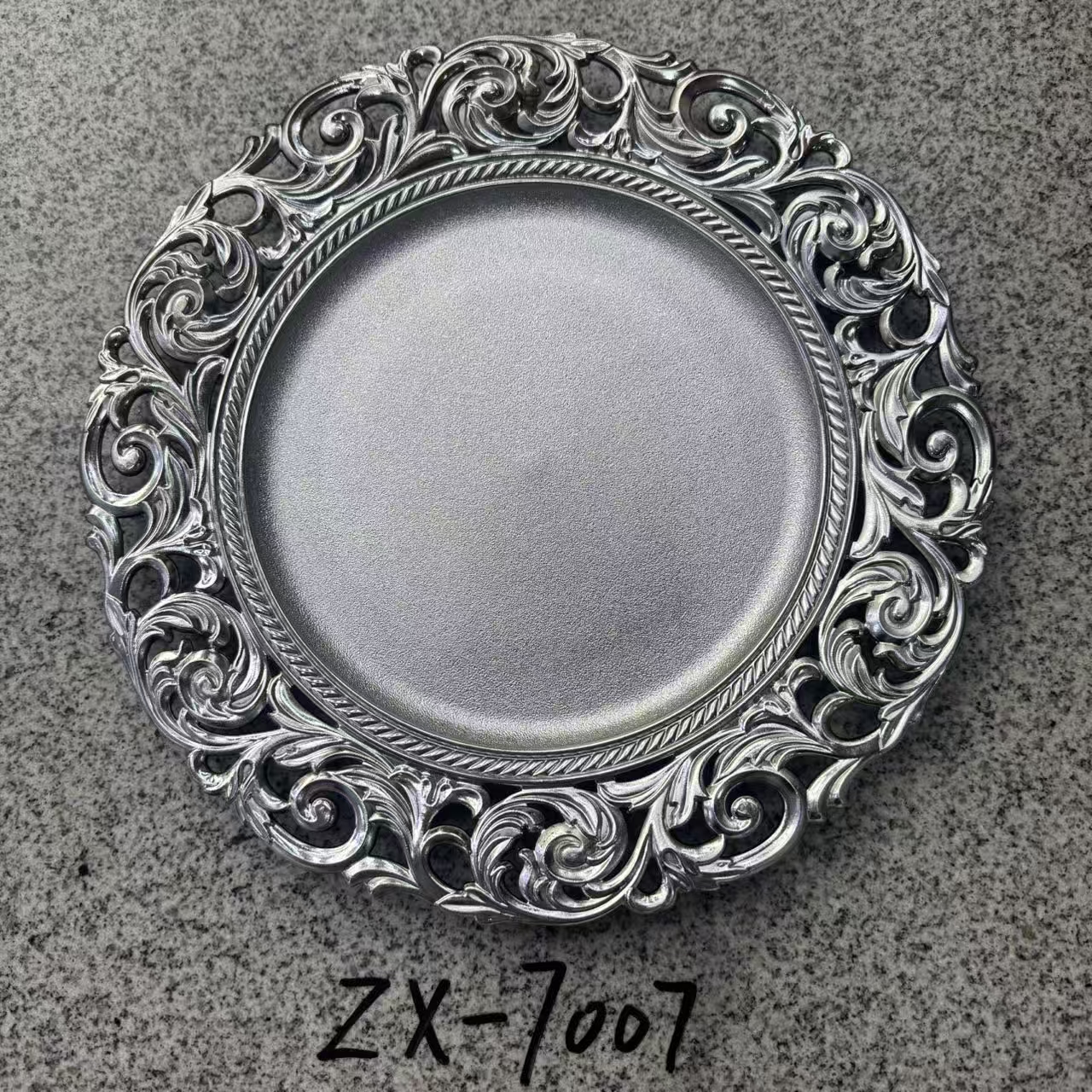 餐盘/美耐皿餐盘/盘子/搪瓷/不锈钢汤盆白底实物图