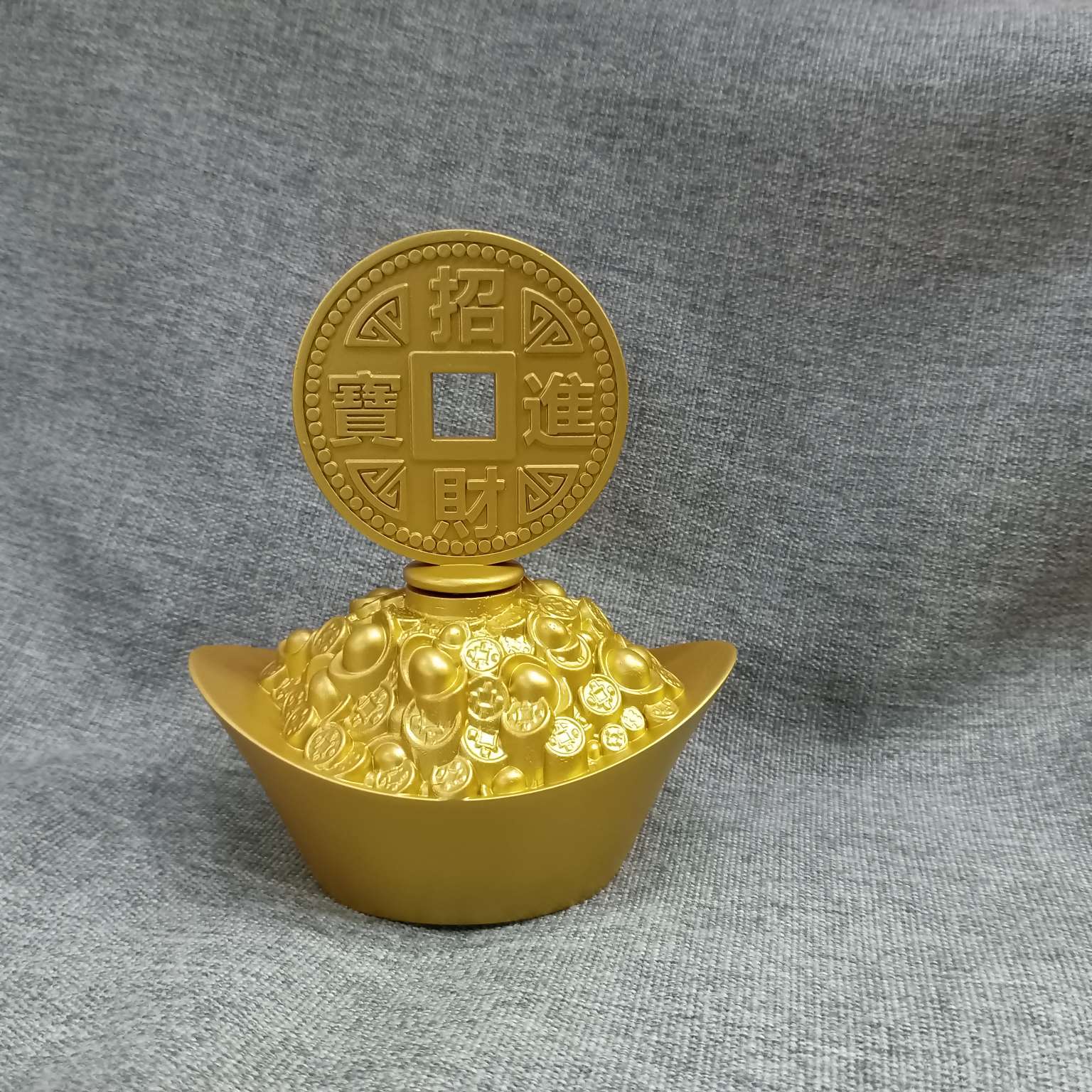 Zhonggong Craft's "Wealth from All Directions" rotating Gold coin Living Room and Office Desktop decoration detail image 3