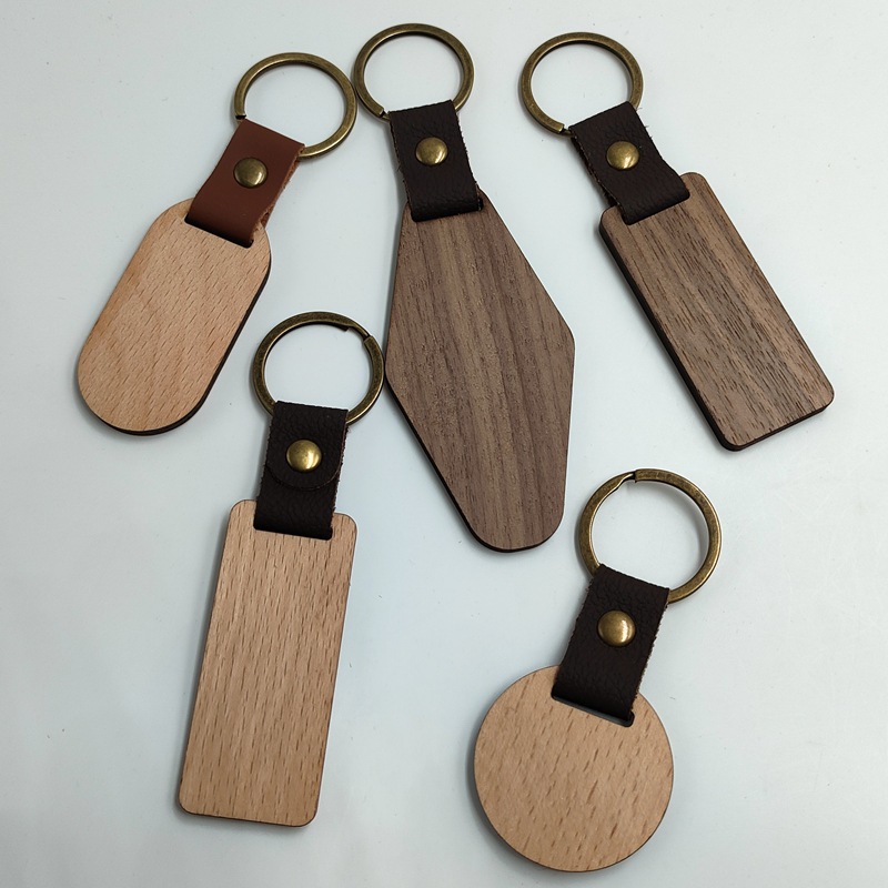 Factory direct sales Amazon best-selling wooden keychains: Black walnut keychains, vertical beech keychains, engraved with words details Picture