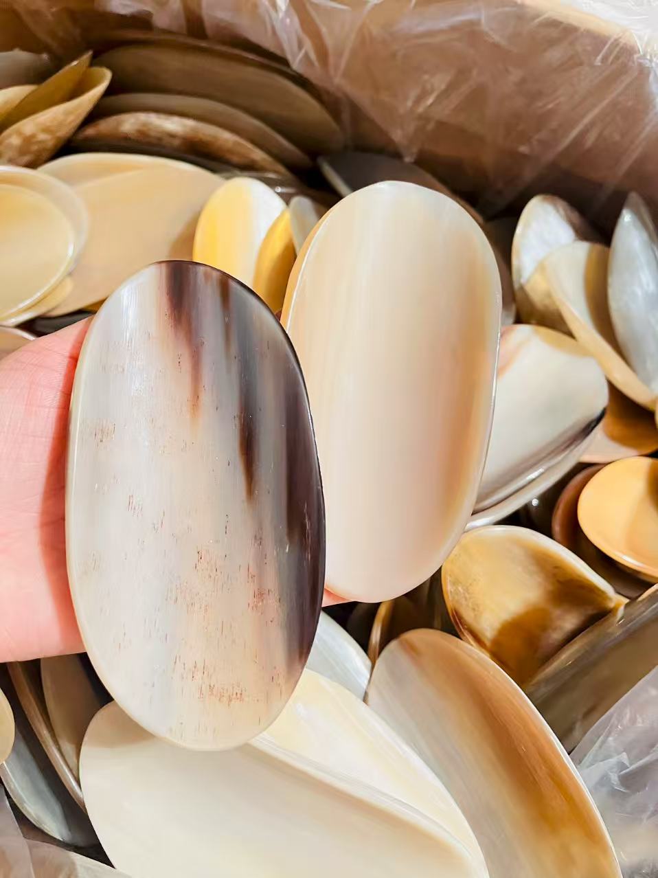 天然牛角瓦片造型刮痧片刮痧板手持便捷推经络护理健康好物去湿去热配合精油使用更佳细节图