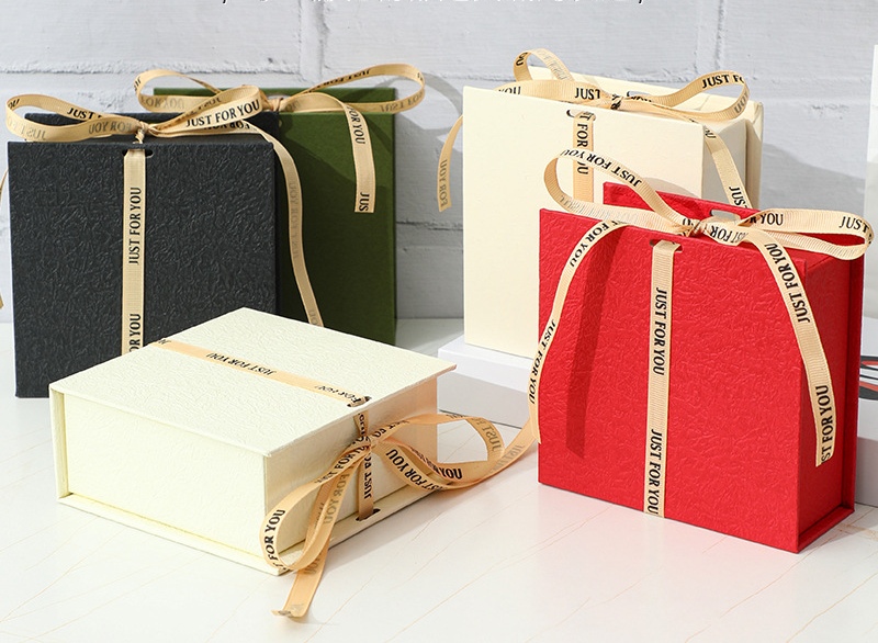 丝带书型翻盖礼品盒饰品 首饰盒批发项链手镯盒子首饰包装盒子