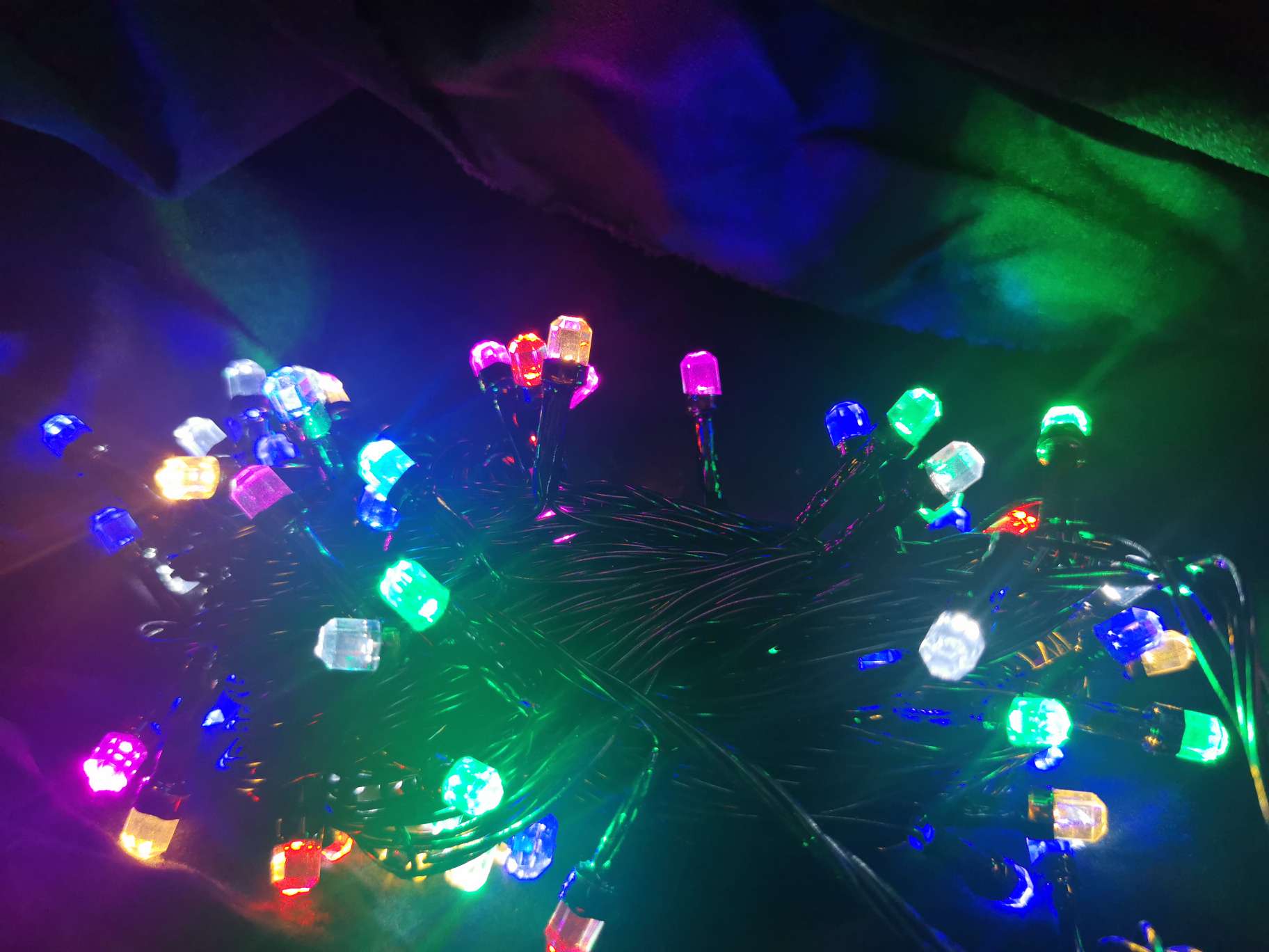 LED装饰灯串，长度10米，适合各种喜庆节日装饰