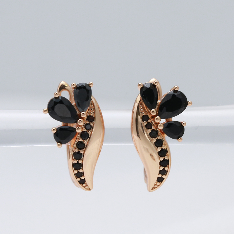 珍珠耳环烧焊锆石耳环时尚耳饰优雅设计黑色女士饰品潮流搭配