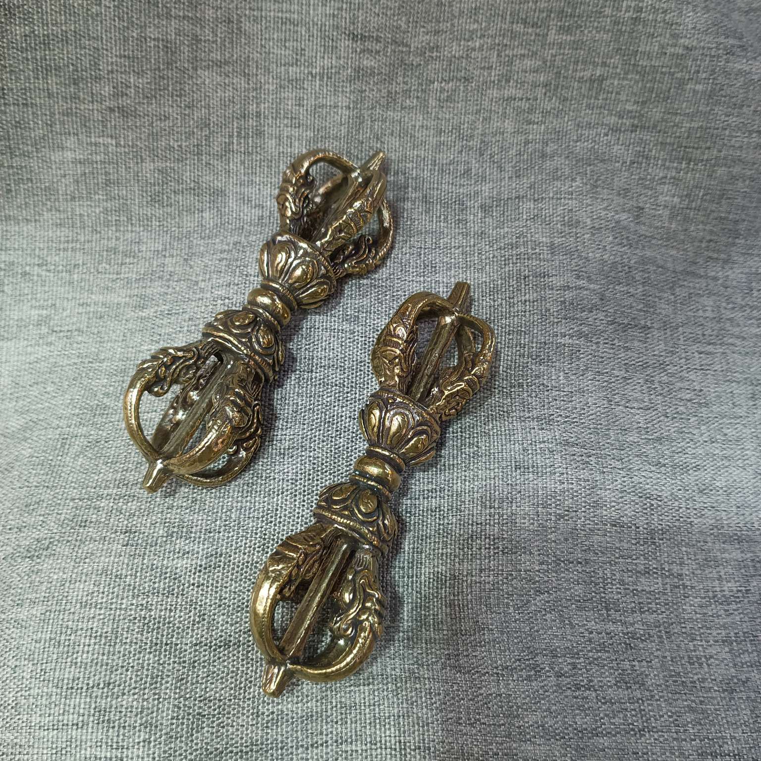 Zhonggong Craft copper ornaments, table decorations for living rooms and offices