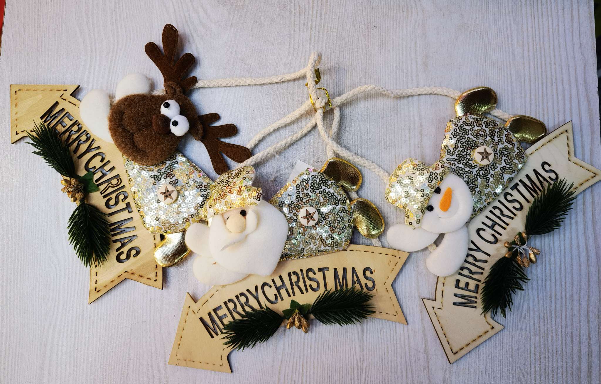 办公圣诞文化装饰用品圣诞树圣诞球节日装饰品圣诞节布置品圣诞圣诞节圣诞老人圣诞挂件