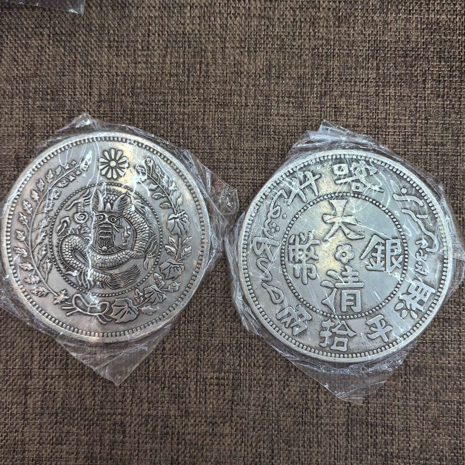 Yiwu City Lin 烺 handicrafts 8.8 cm alloy silver-plated antique Dragon Coin Antique Silver dollar metal handicrafts detail image 7