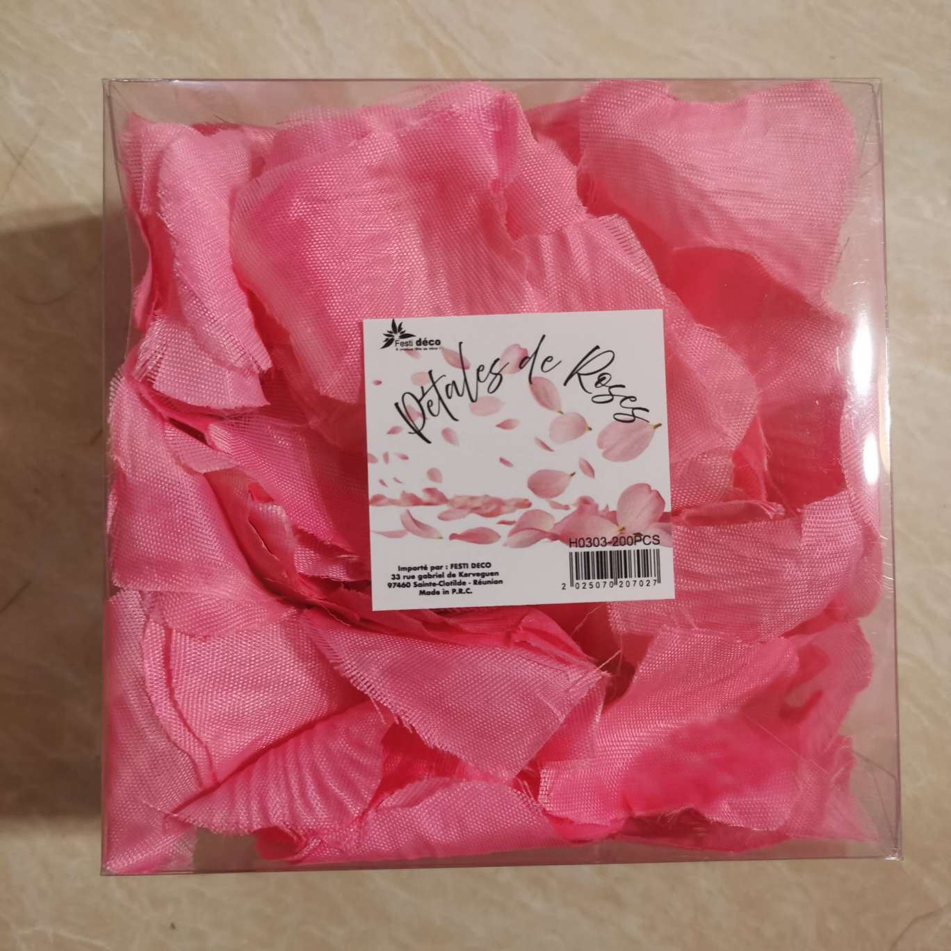 Bonsai and flower slices are used for home and hotel decoration Application Scenario