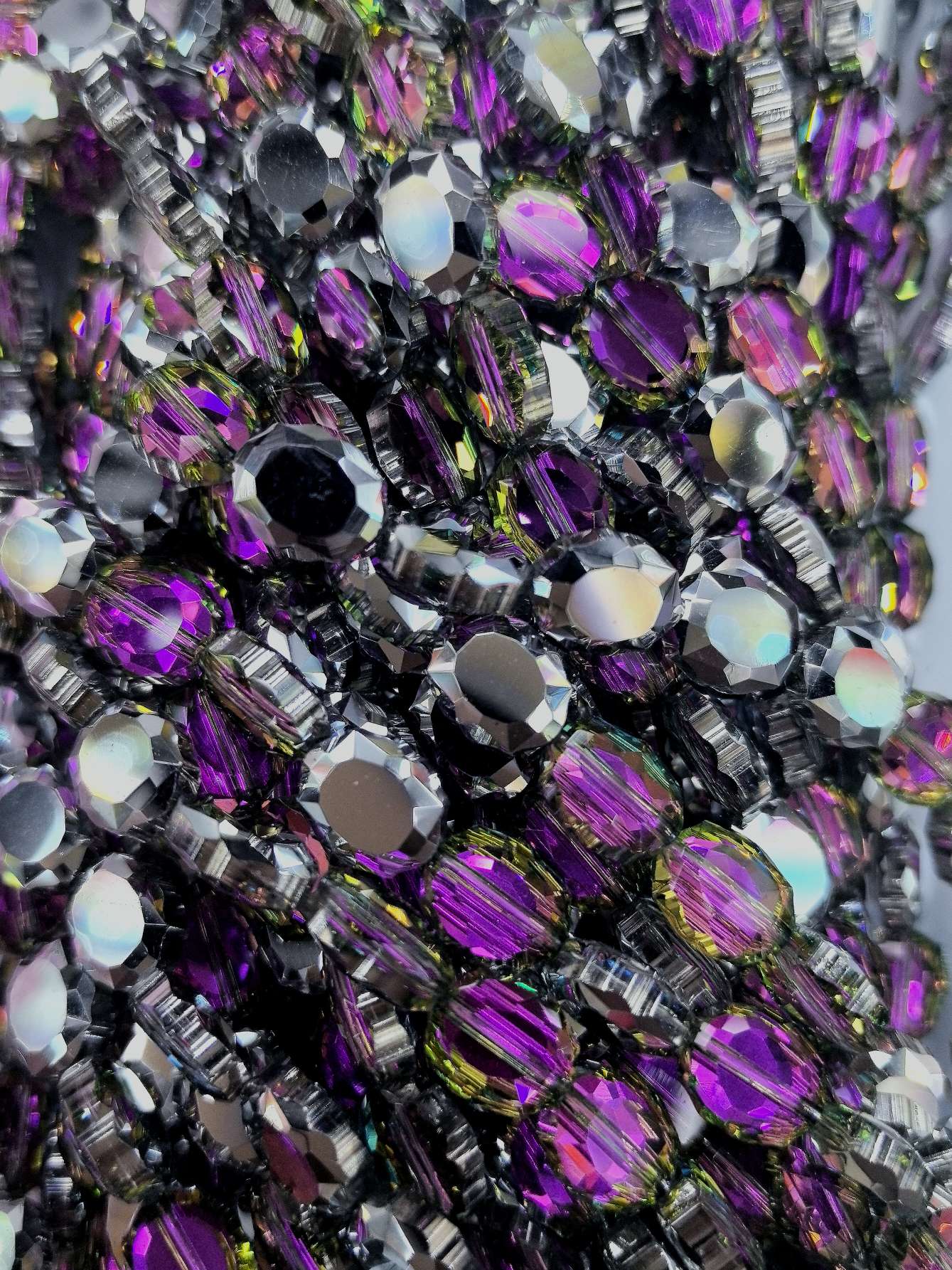 Mirror creative jewelry accessories are now available for the first time. diy jewelry accessories are available, including headscarves, shoes, hats, earrings, necklaces, and bracelets Specification image