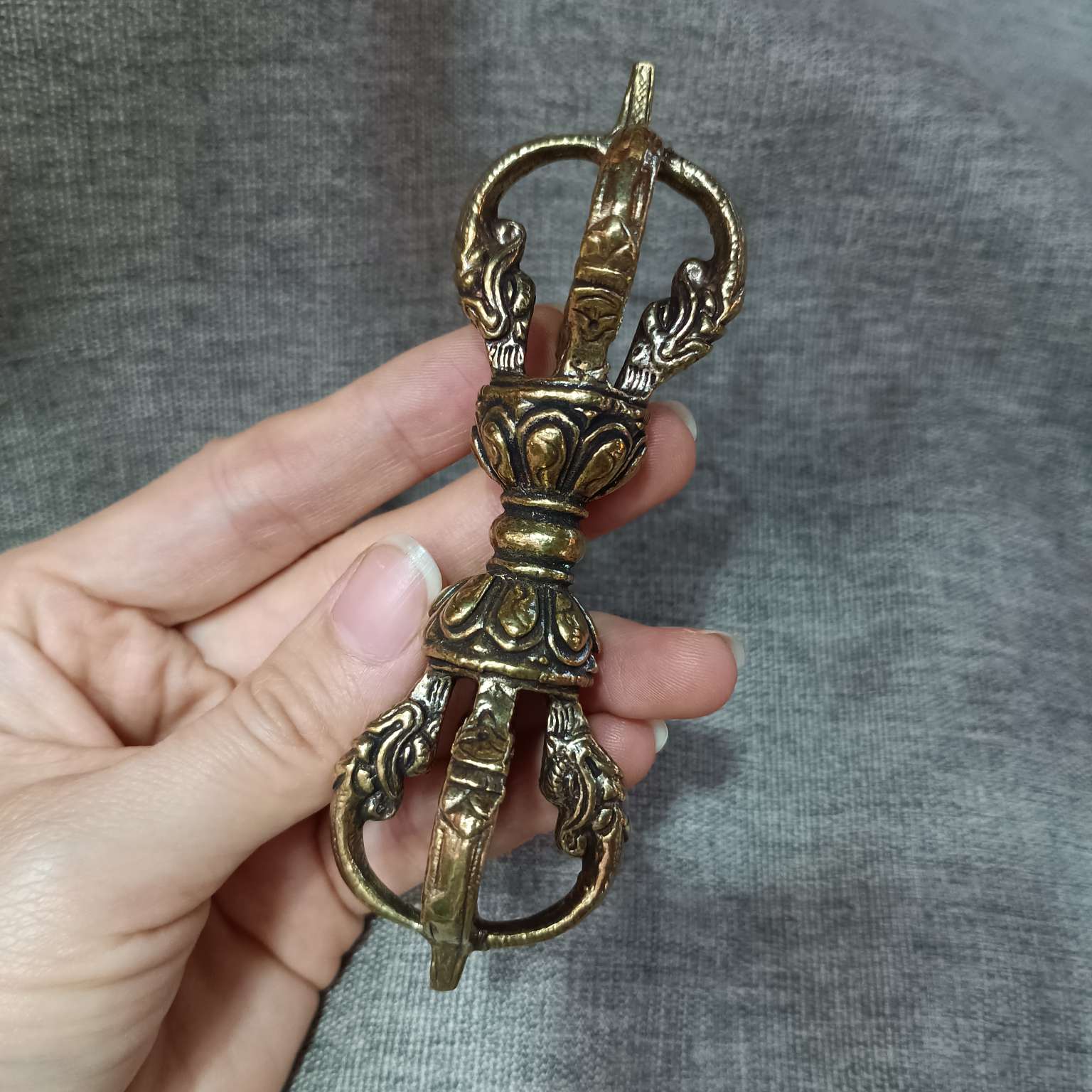 Zhonggong Craft copper ornaments, table decorations for living rooms and offices detail image 6