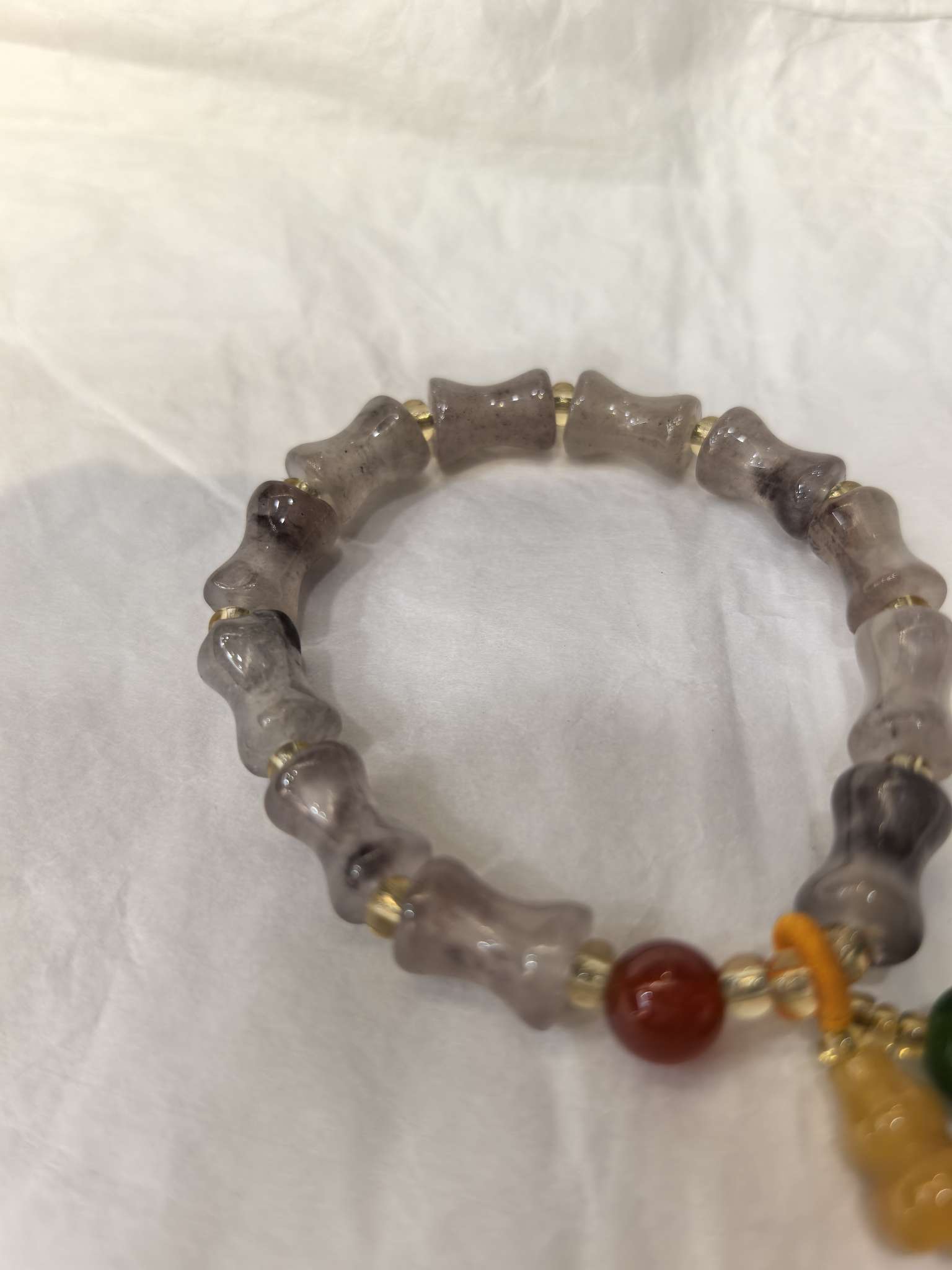 Popular jewelry wholesale: Golden thread jade bamboo joint bracelets Item Picture