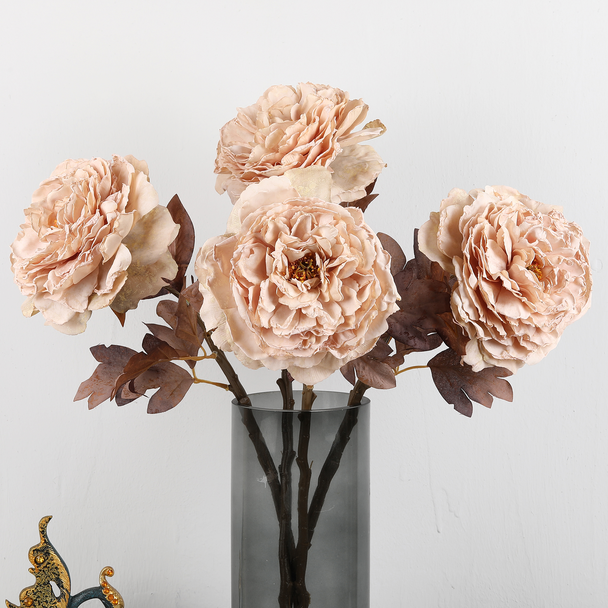 High-quality faux peonies with burnt edges, faux peonies, artificial flower ornaments, retro oil paintings, autumn colors, faux peonies, decorative items, home living room table decorations, wedding decorations details Picture