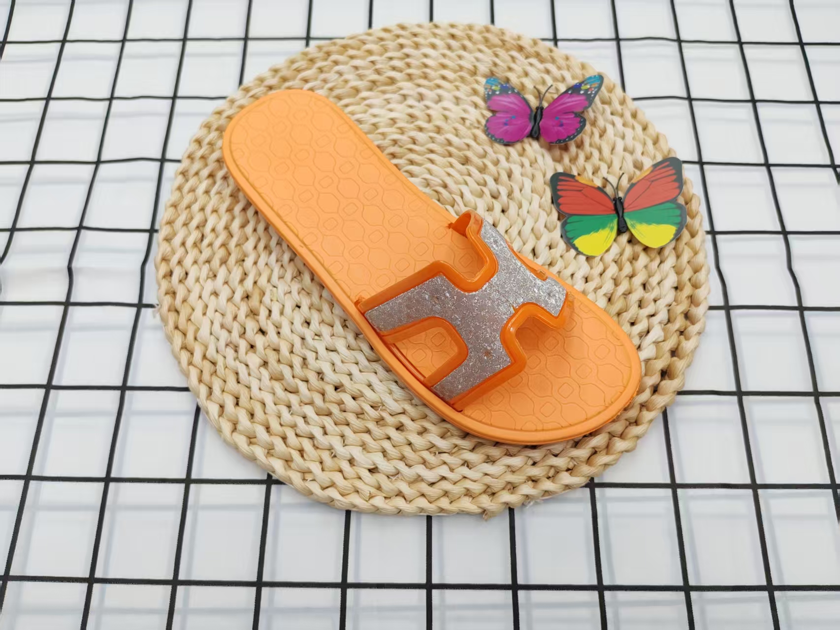 New simple flat I-shaped slippers for summer 2025 details Picture