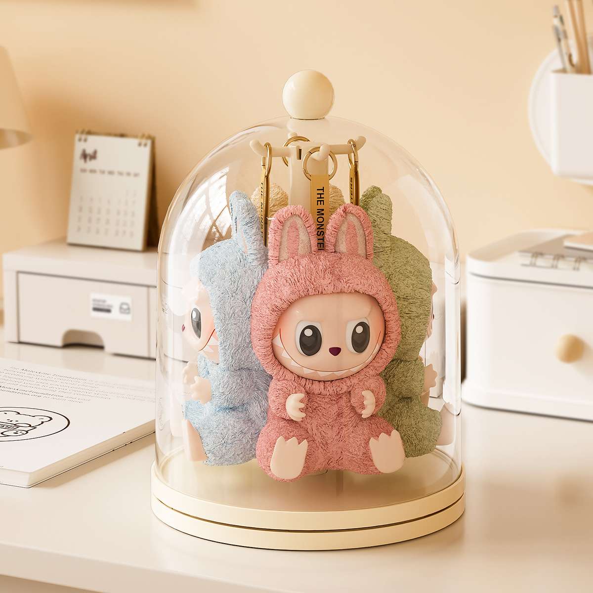 J192-JLG2503701 Pendant Display Box, Rotating Transparent Figurine Blind Box, Plush toy doll Storage box details Picture