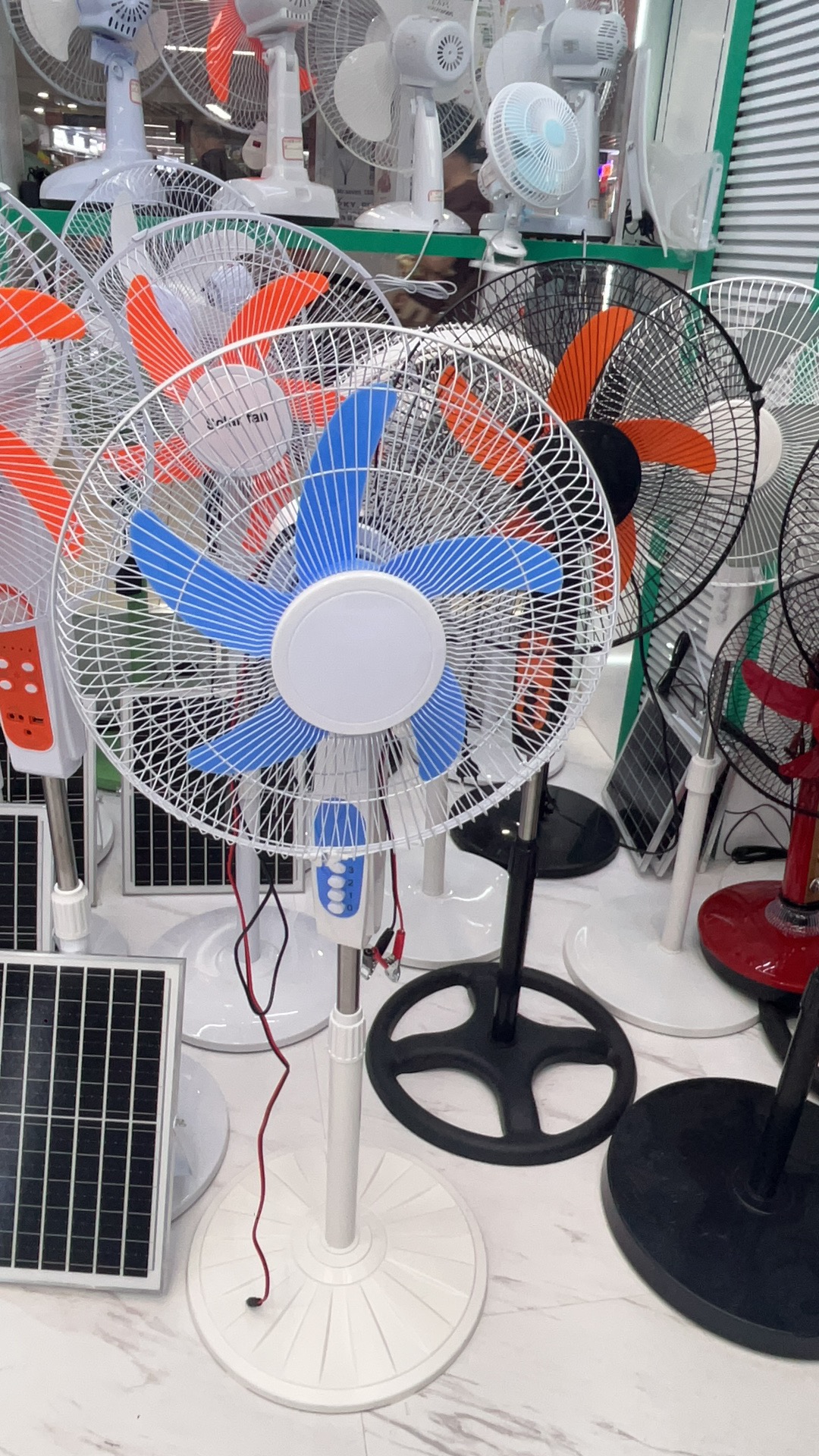 太阳能电风扇户外厂家直销