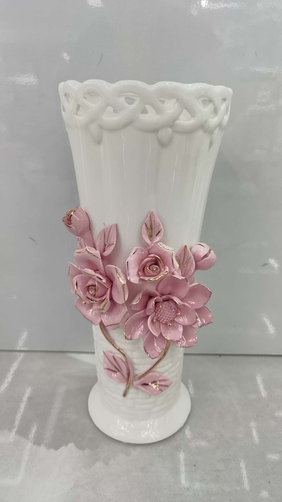 电视柜礼品水培工艺品家居饰品浮雕捏花摆件插花客厅电视柜礼品水摆件插花客厅电视柜礼品水培工艺品家居饰品浮雕捏花摆件插花客厅