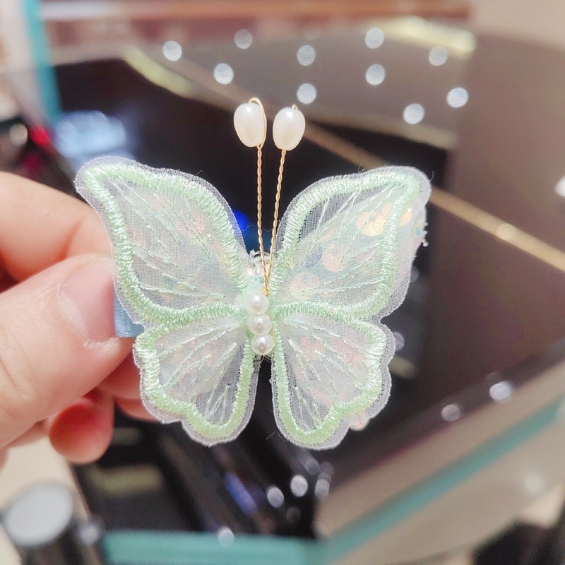 Children's embroidered butterfly hair clips, cute ancient-style Hanfu headwear, hair clips, princess bangs, side clips, ancient-style bestsellers, children's summer cuties detail image 3