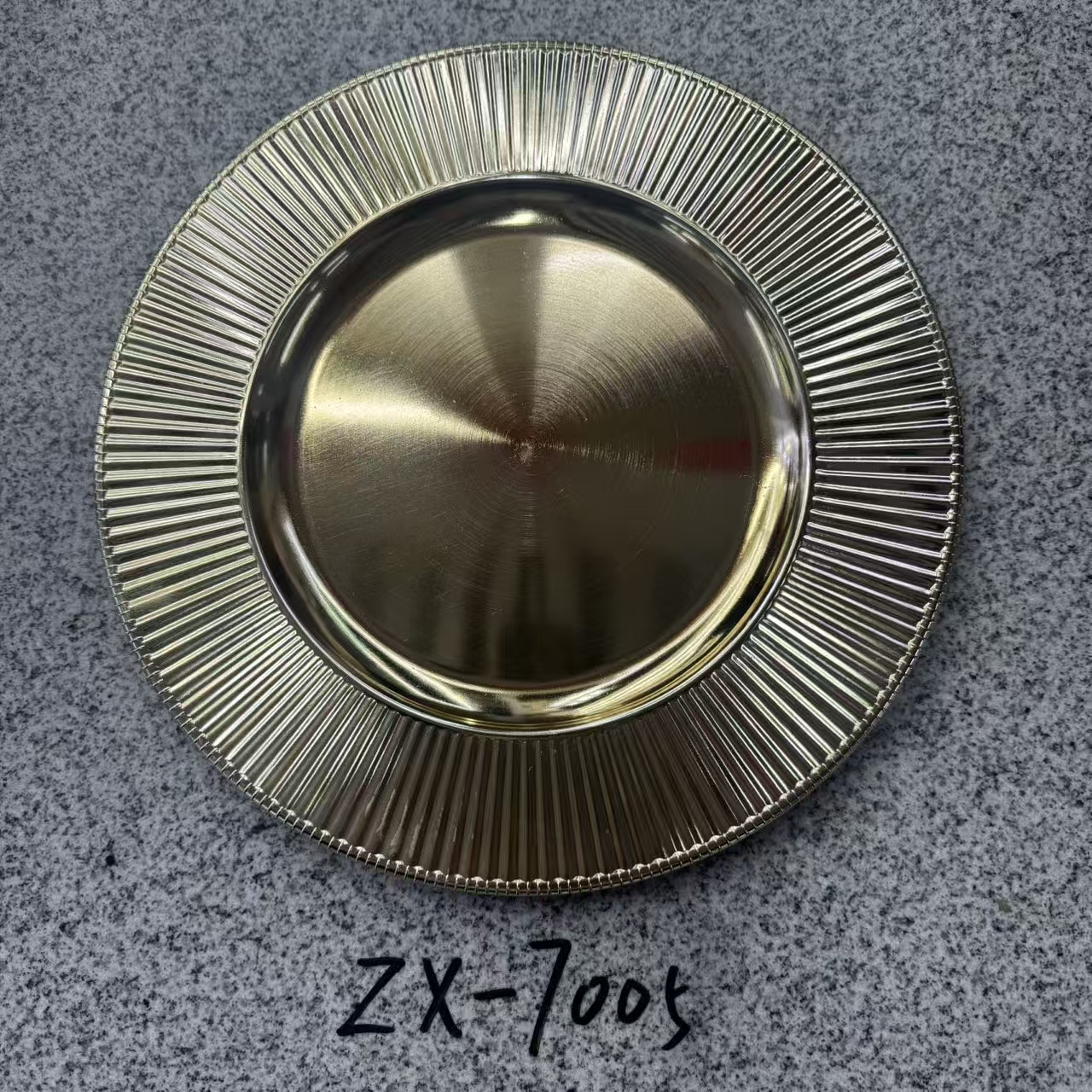 装饰器皿实物图