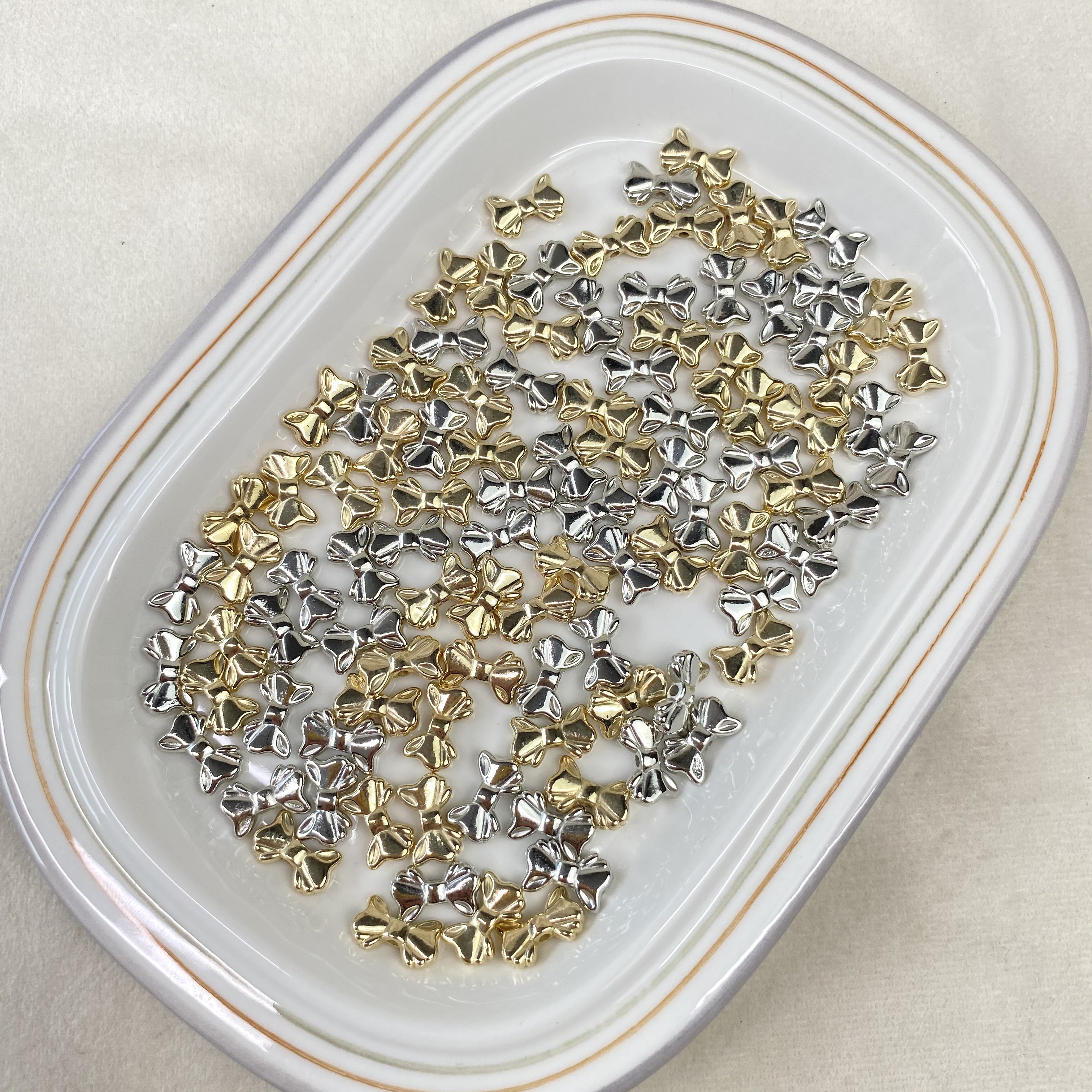 滴油/配件/饰品配件/树脂配件/沙金配件细节图