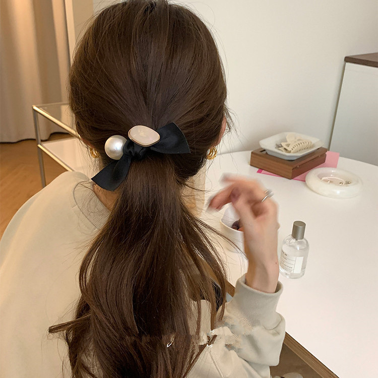 Korean retro pearl bow, new style hair tie rubber band, high elasticity, durable, high-end look, hair band leather rope for women Specification image