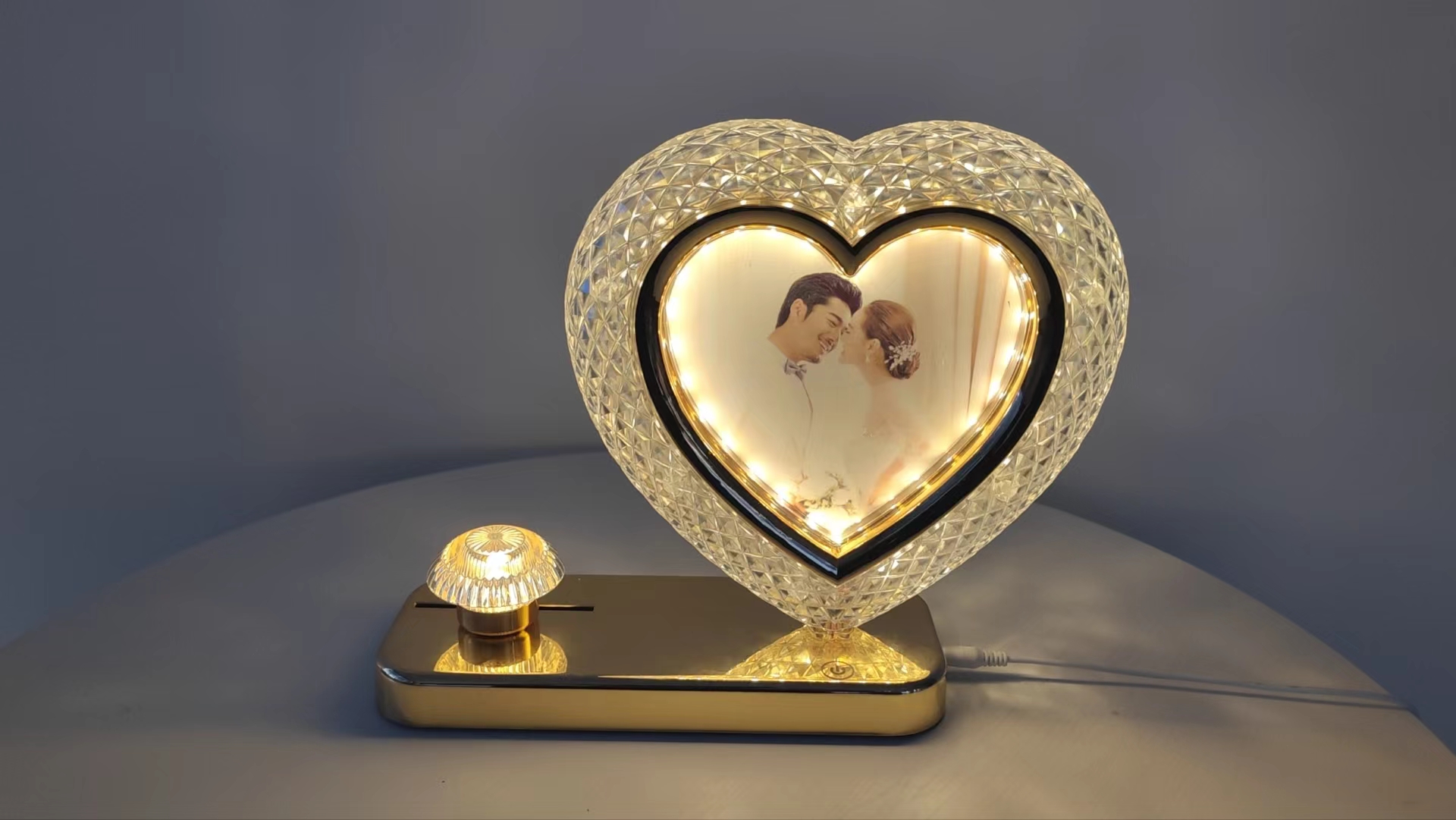 太灯相框 触屏太灯  定制灯光画  密度板灯光画 处理灯光画 灯光画相框