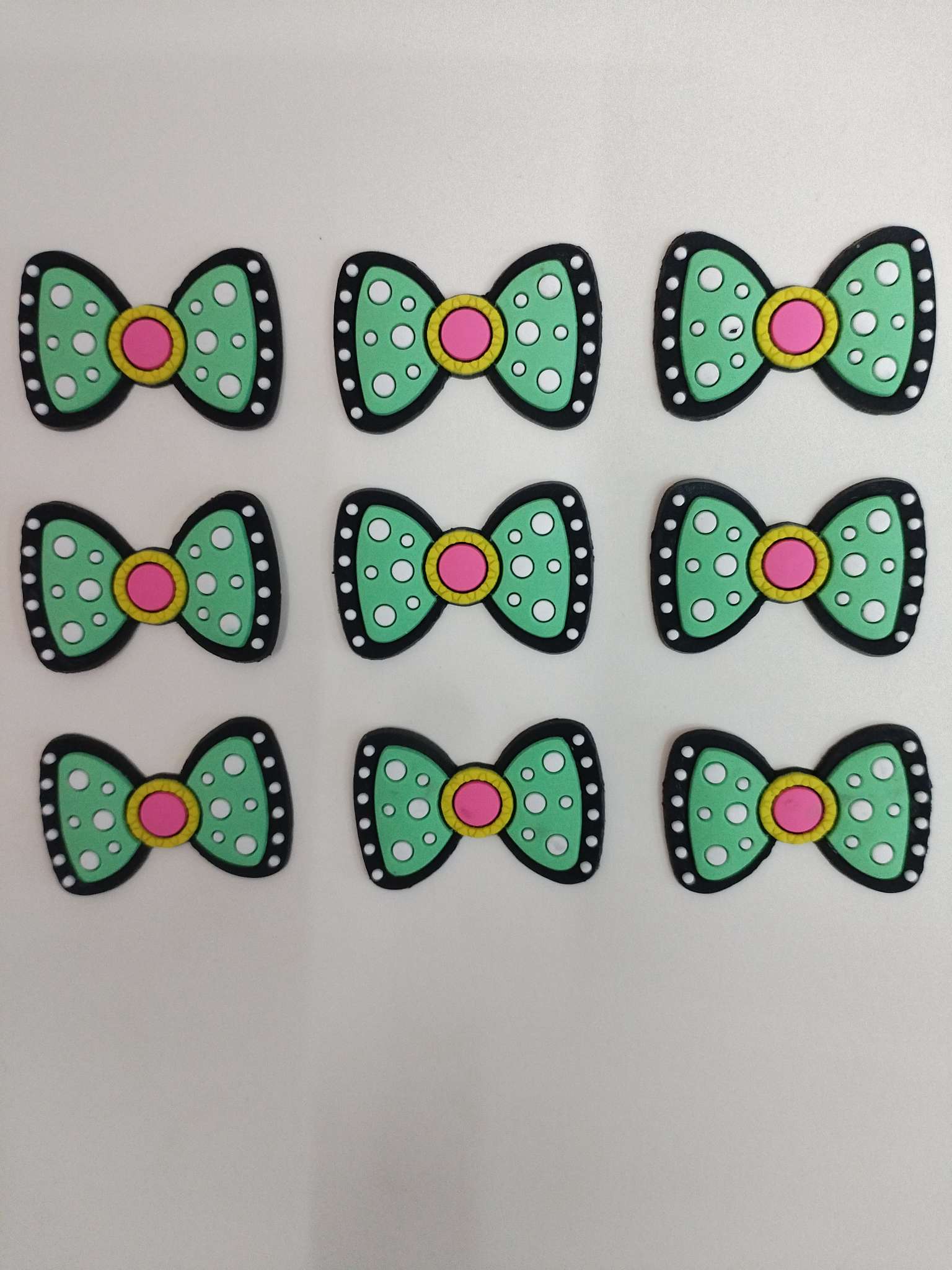 Cartoon color polka dot butterfly PVC soft adhesive patches, mobile phone cases, water cup and refrigerator patches, Crocs and shoe buckle accessories.