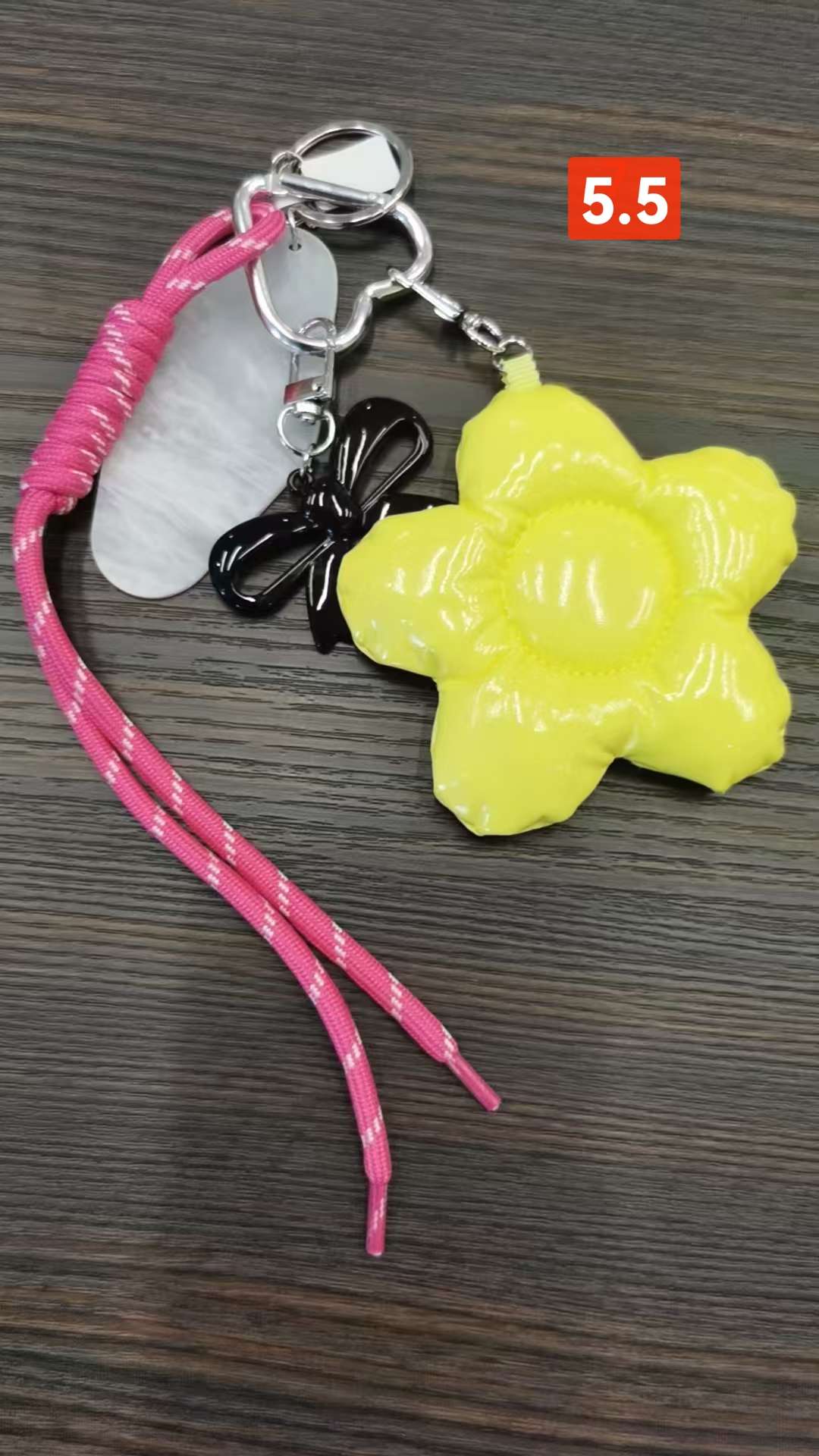 三丽欧獭兔毛球饰品钥匙扣配件透明樱桃珠挂饰时尚可爱女生礼物详情图4