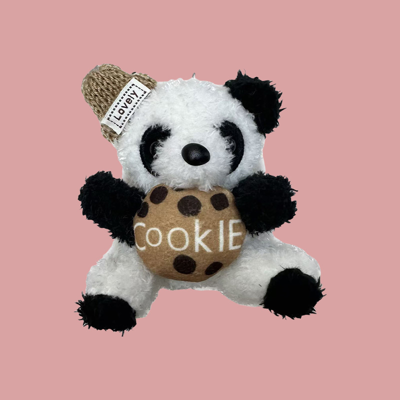 成都熊猫纪念品文创毛绒玩具戴帽子抱心熊创意玩偶卡通周边挂件毛绒公仔挂件钥匙扣布偶挂件可爱装饰礼物夹娃娃机厂家直销