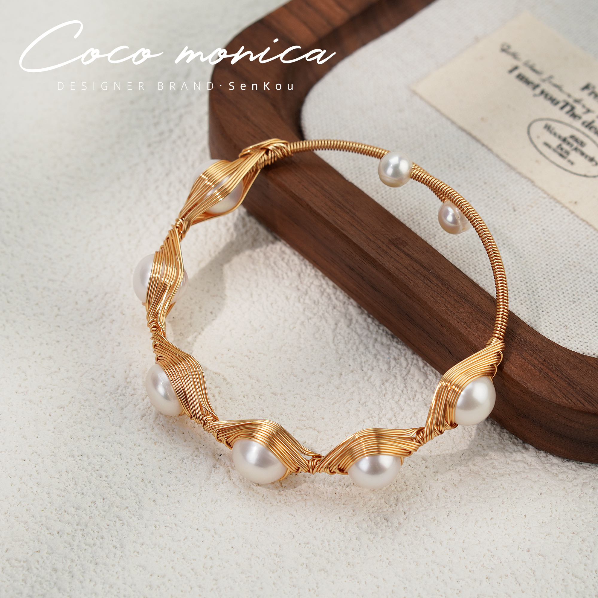 厂家直供淡水珍珠绕线款恶魔之眼手镯女生休闲时尚手饰批发