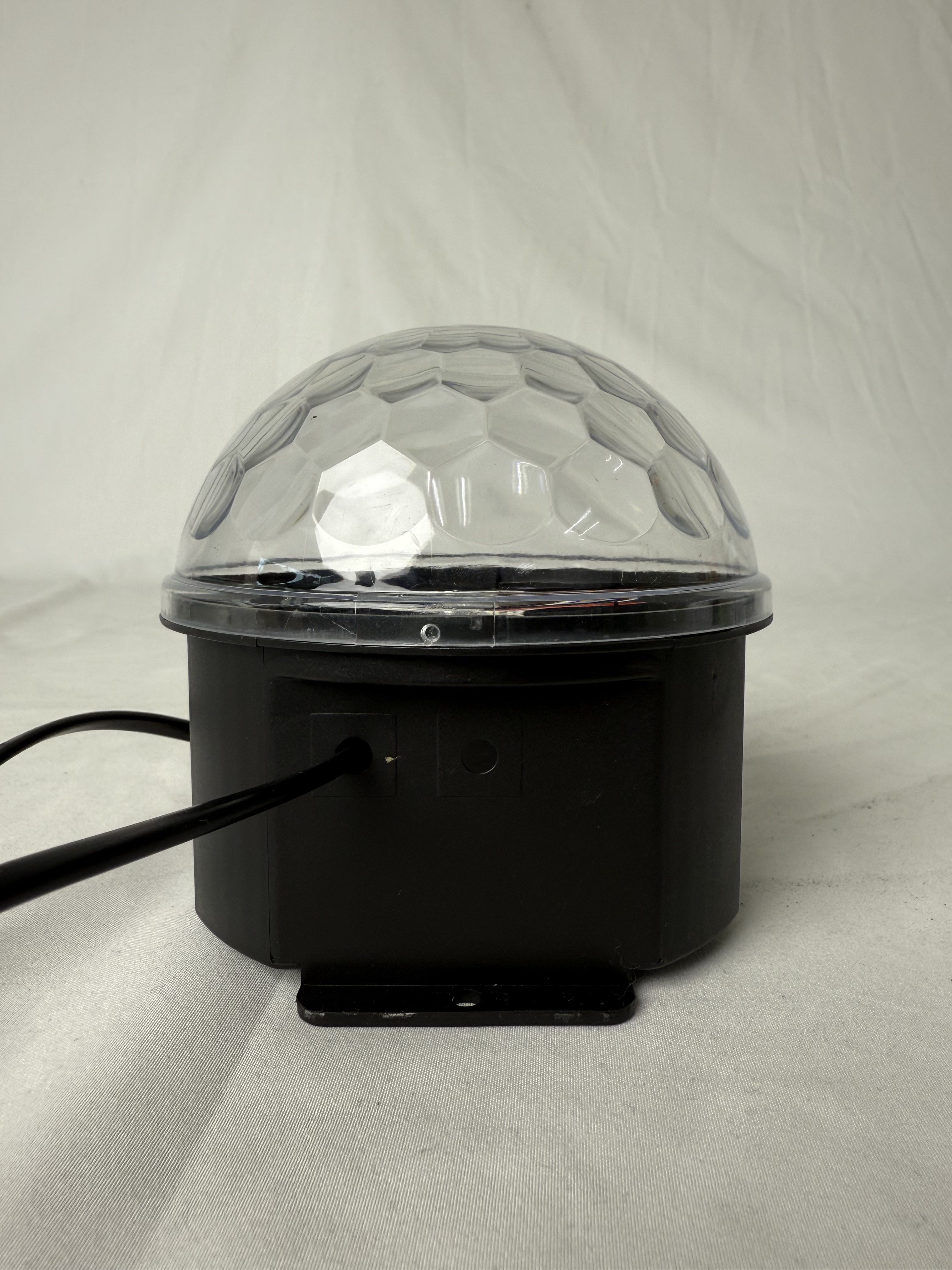 The 2025 new LED magic ball light with starry sky effect creates a small family party atmosphere, enhancing the starlight effect in the bedroom. Wholesale from the manufacturer Specification drawing