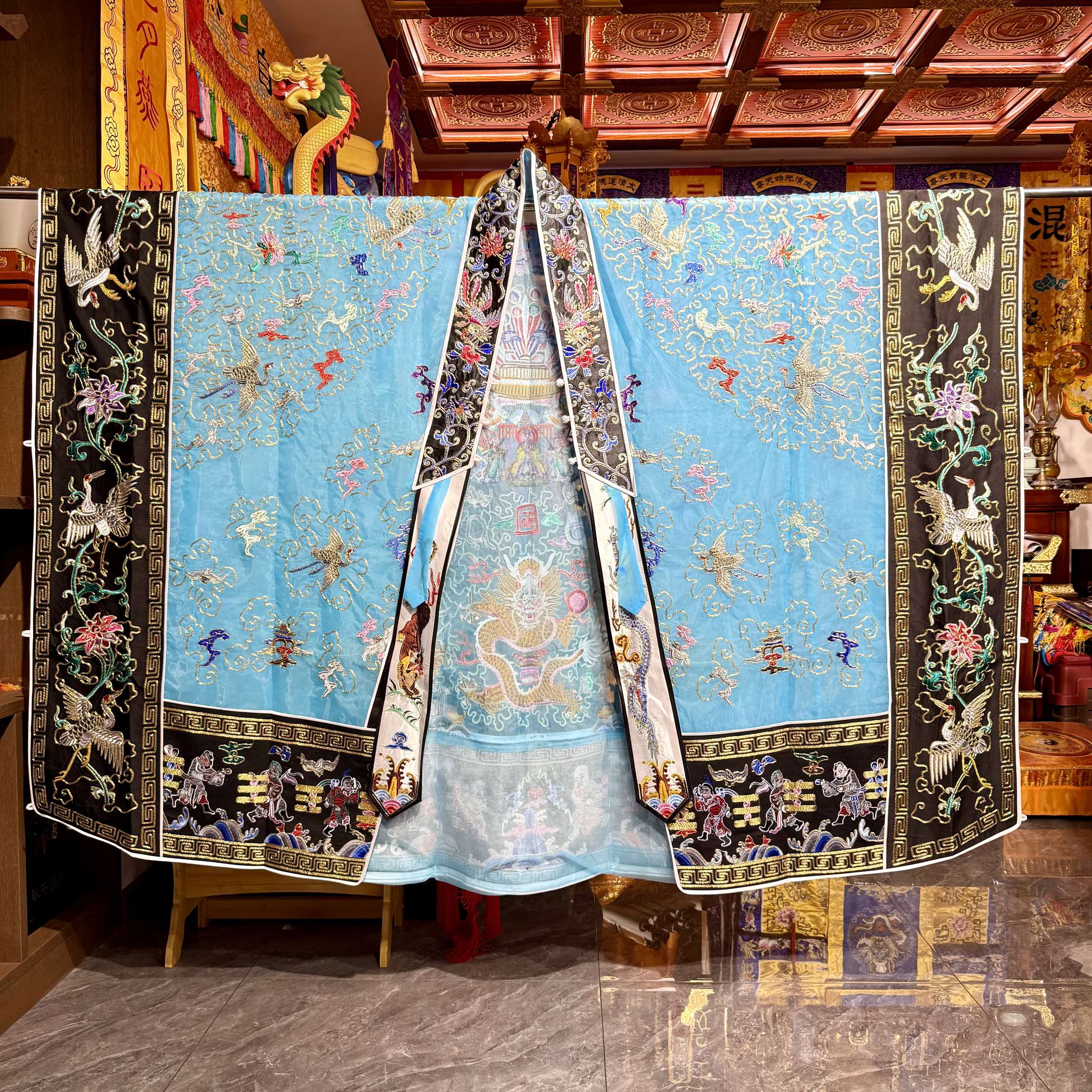 义乌精绣金线仿苏绣朝圣衣服宗教活动场合高档详情图2